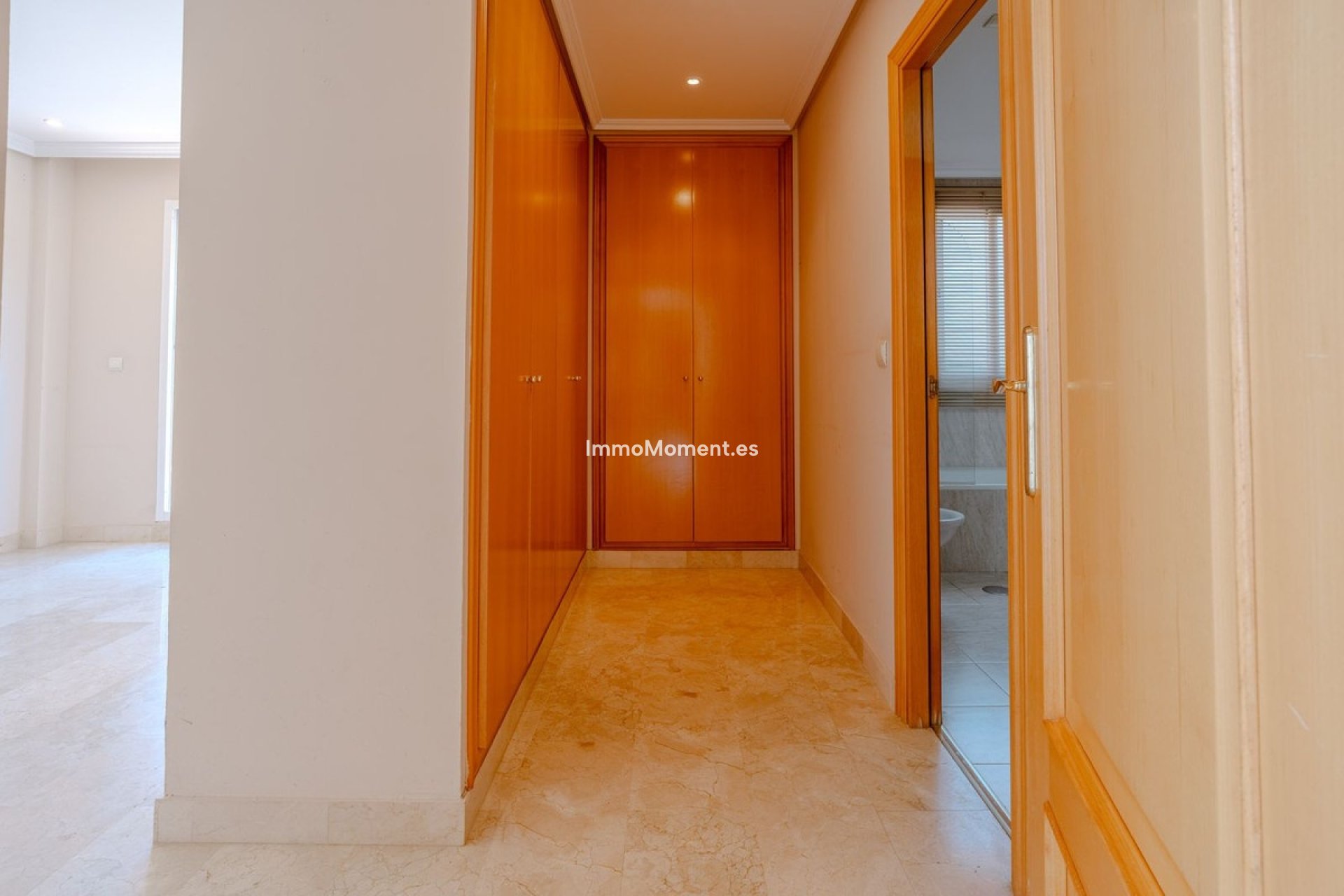 Resale - Villa - Estepona - New Golden Mile