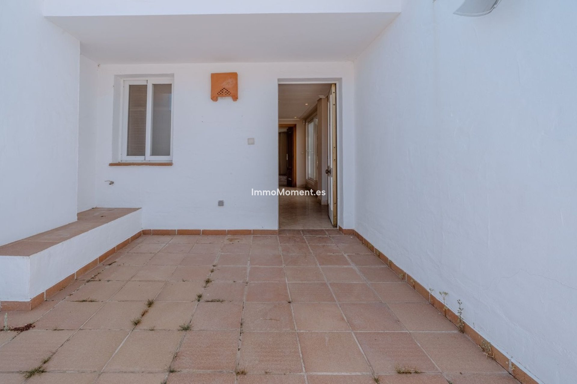 Resale - Villa - Estepona - Selwo