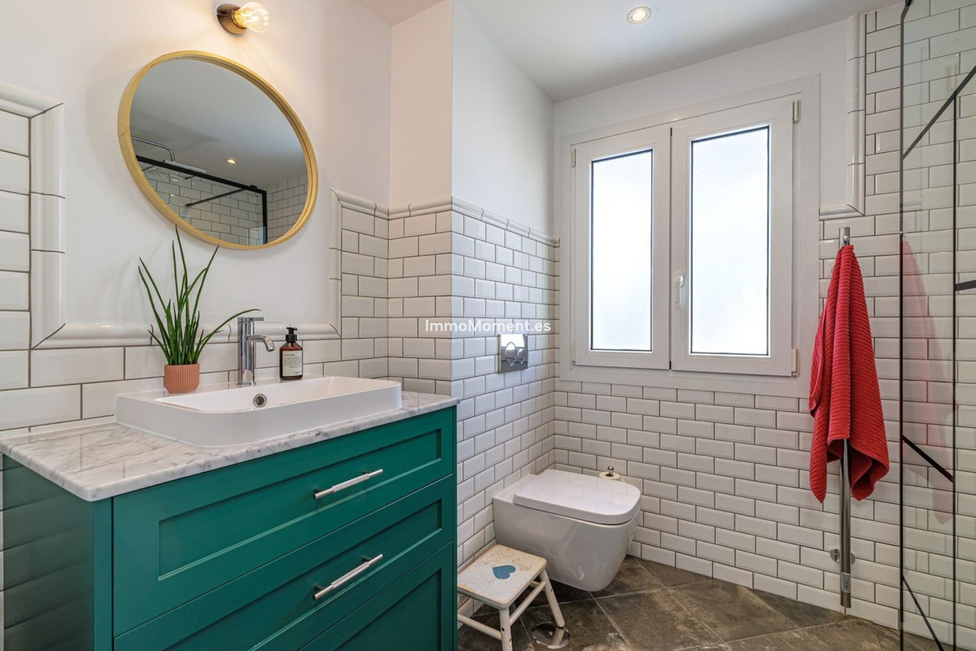 Resale - Villa - Estepona - Selwo