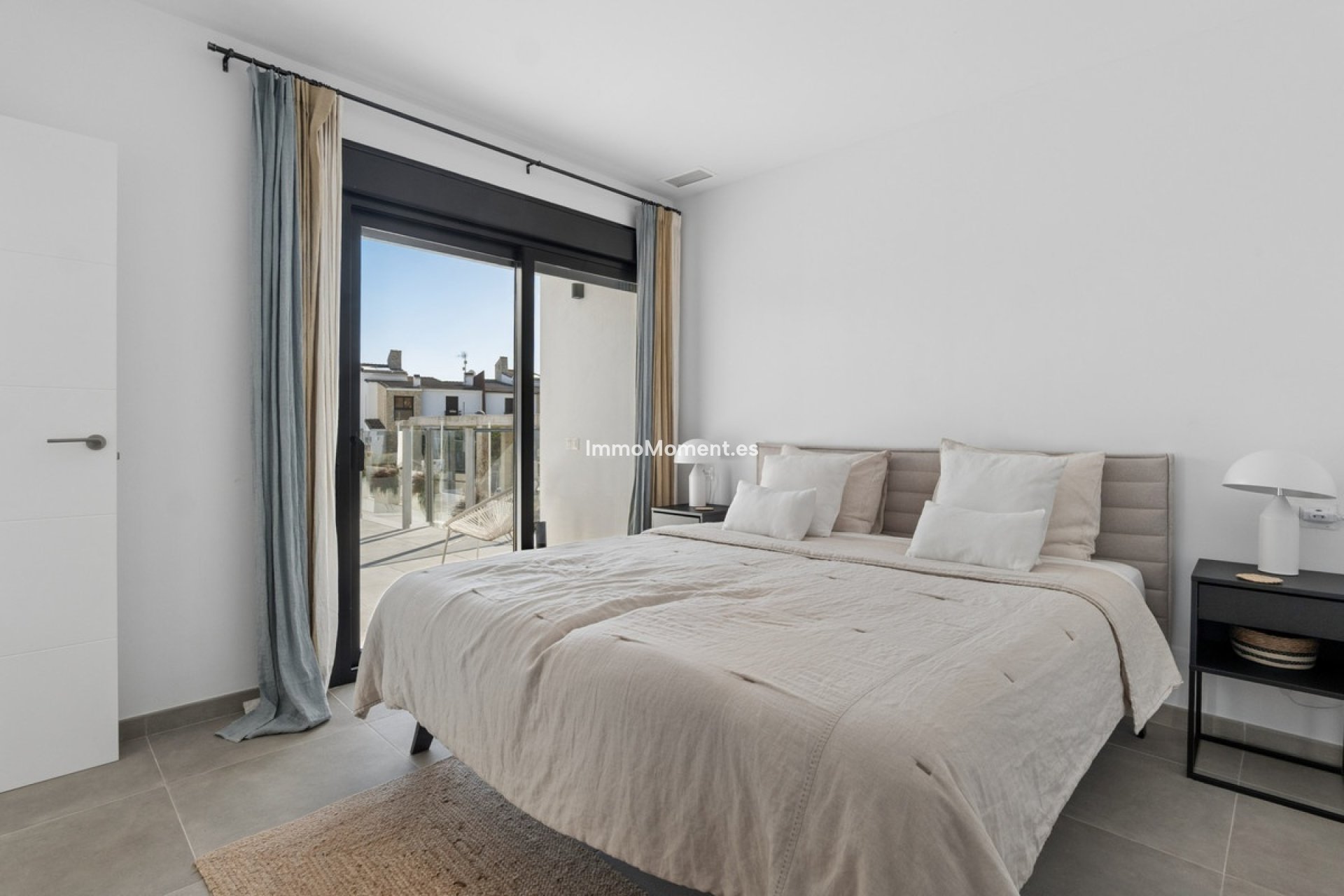 Resale - Villa - Estepona - Valle Romano