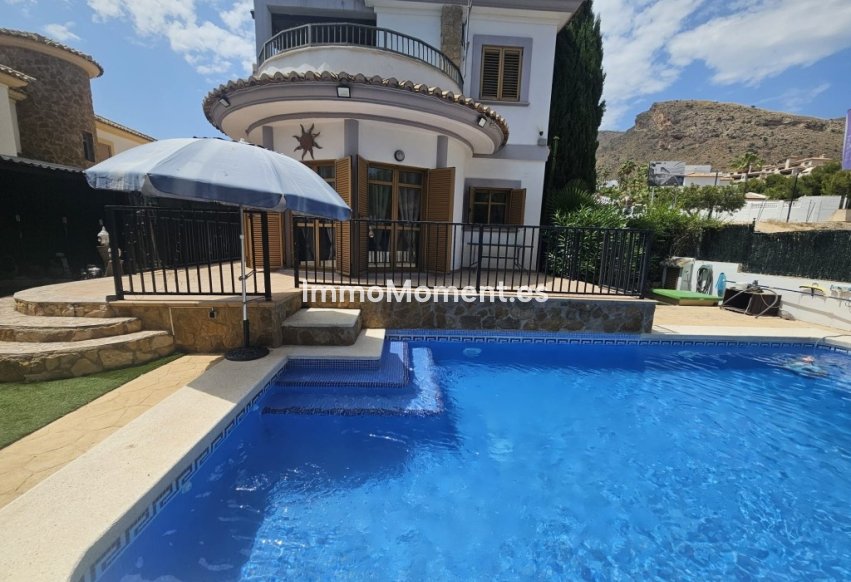 Resale - Villa - Finestrat