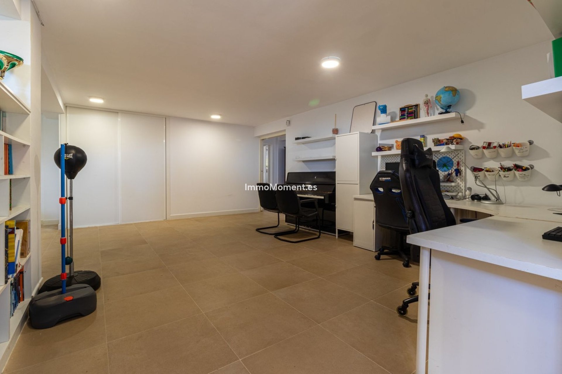 Resale - Villa - Fuengirola - Fuengirola Centro