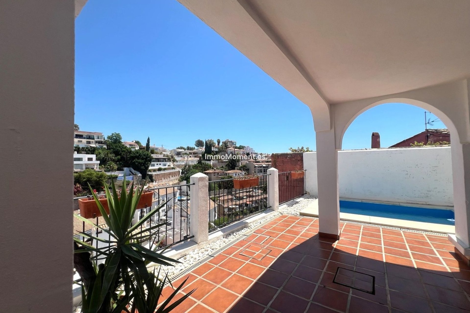 Resale - Villa - Fuengirola - Fuengirola Centro
