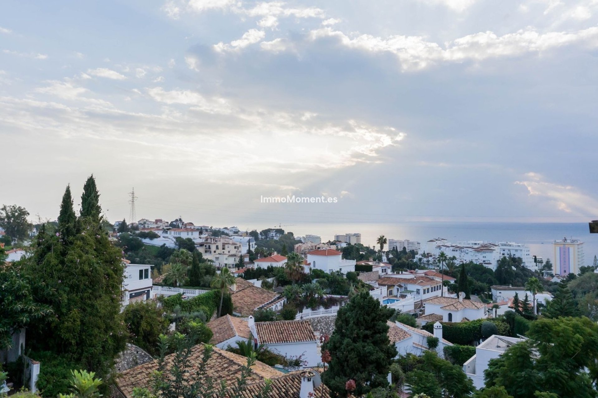 Resale - Villa - Fuengirola - Fuengirola Centro