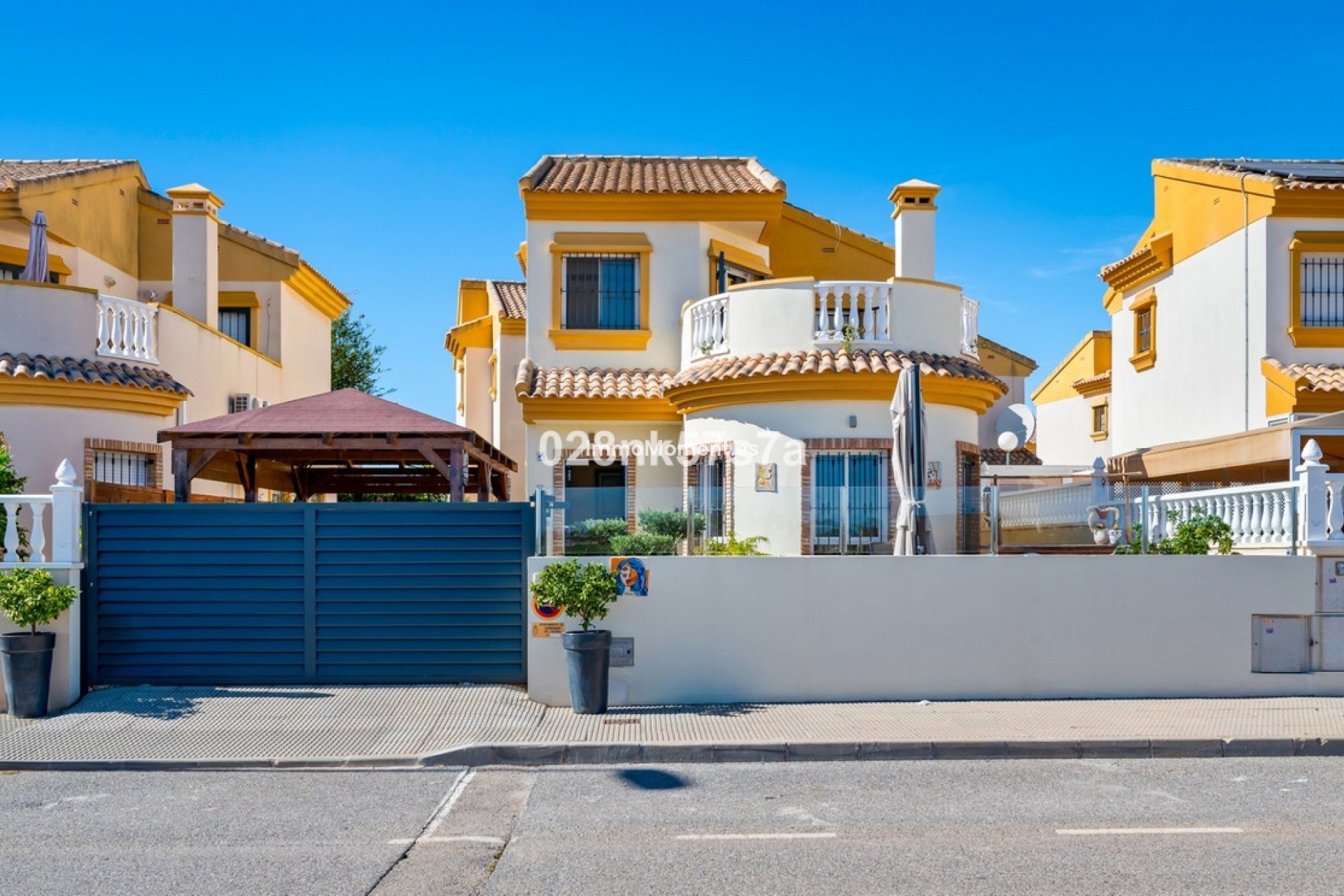 Resale - Villa - Guardamar del Segura - Urbanización El Raso