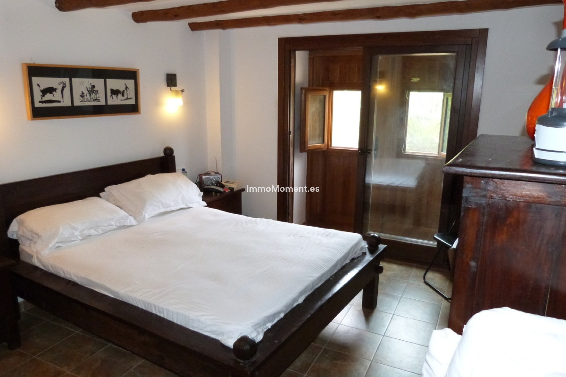 Resale - Villa - Ibi - Ibi Centro