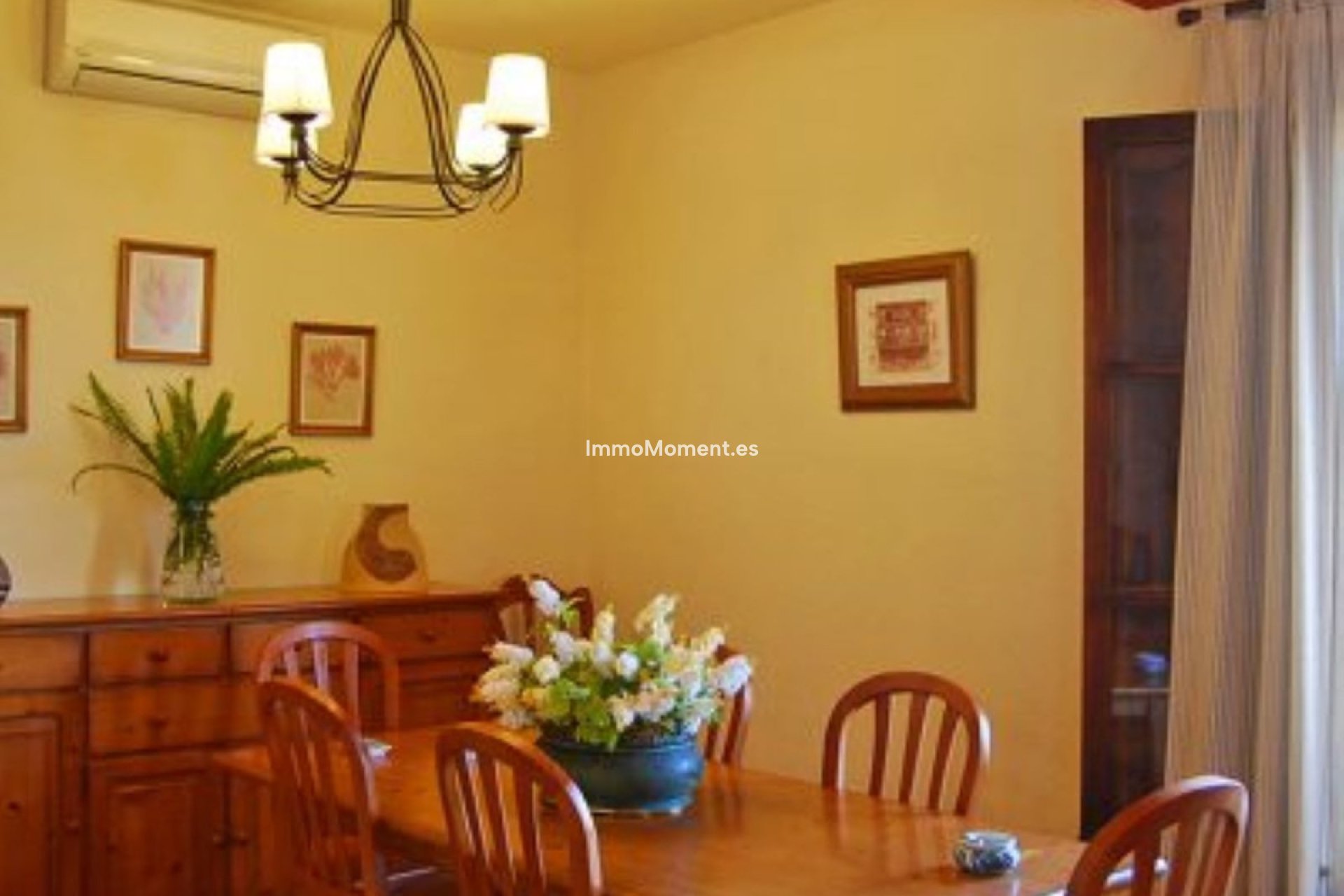 Resale - Villa - Inland  - Alhaurín de la Torre