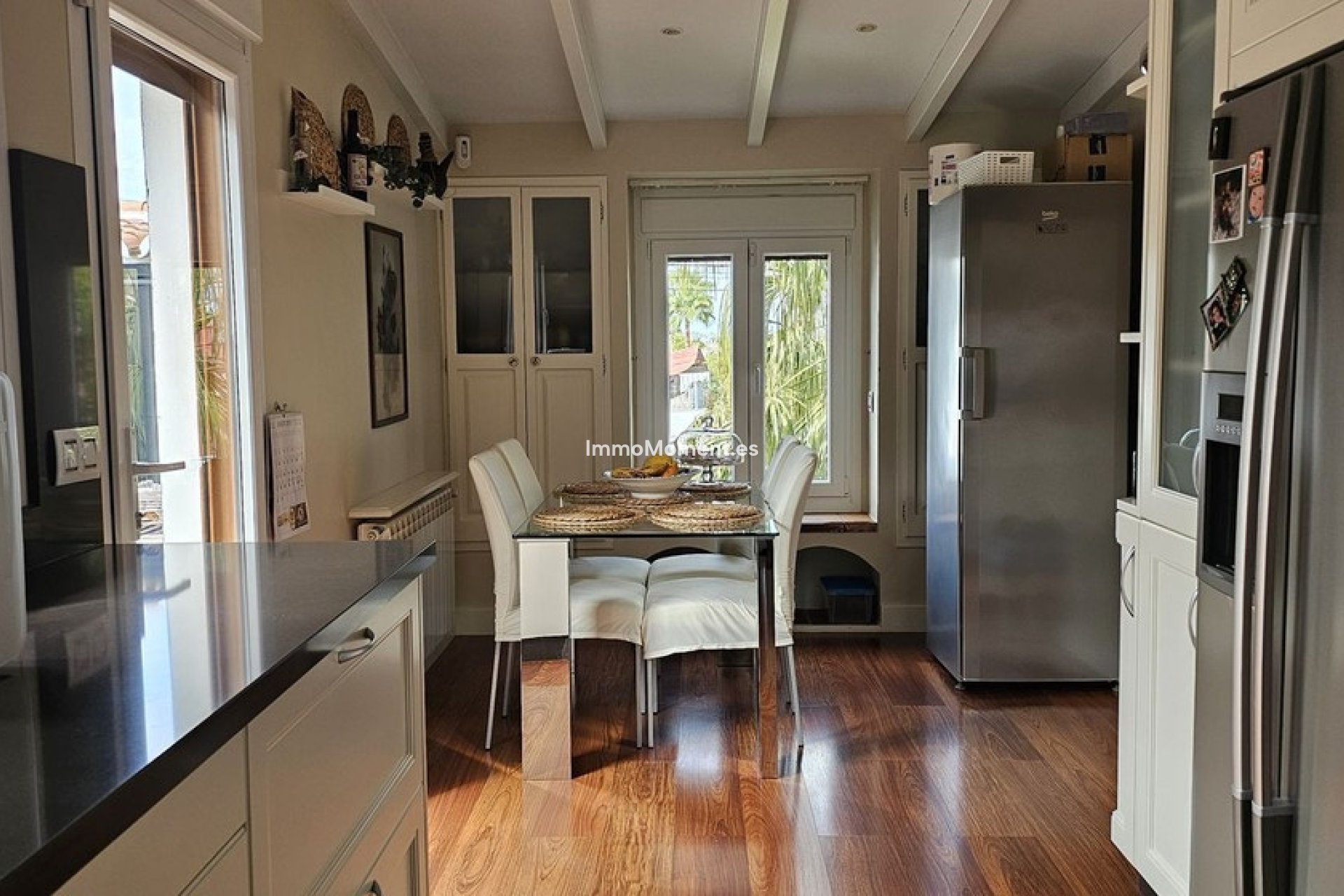 Resale - Villa - Inland  - Alhaurín de la Torre