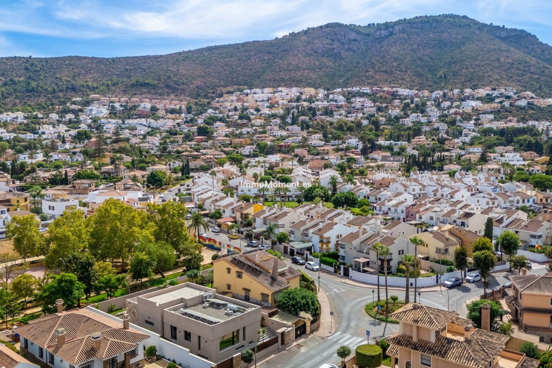 Resale - Villa - Inland  - Alhaurín de la Torre