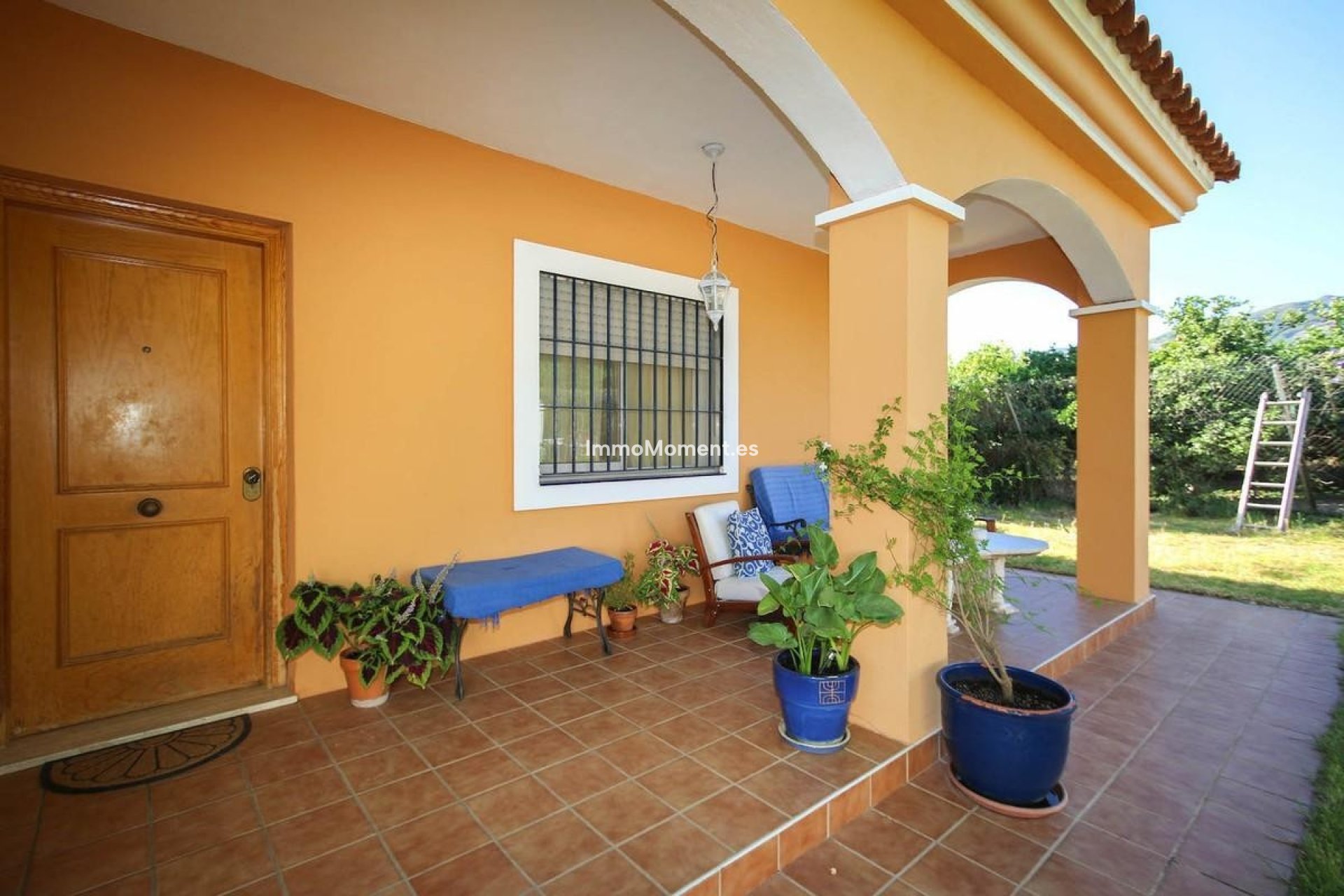 Resale - Villa - Inland  - Alhaurín de la Torre