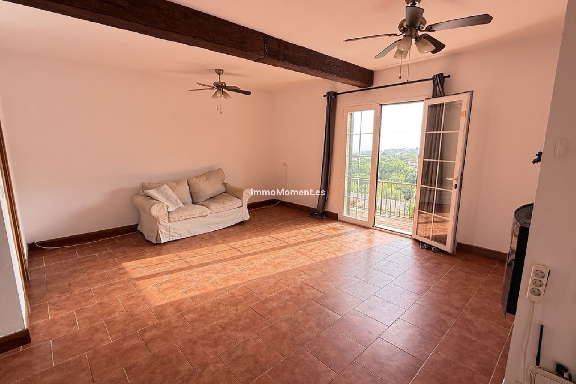 Resale - Villa - Inland  - Alhaurín de la Torre