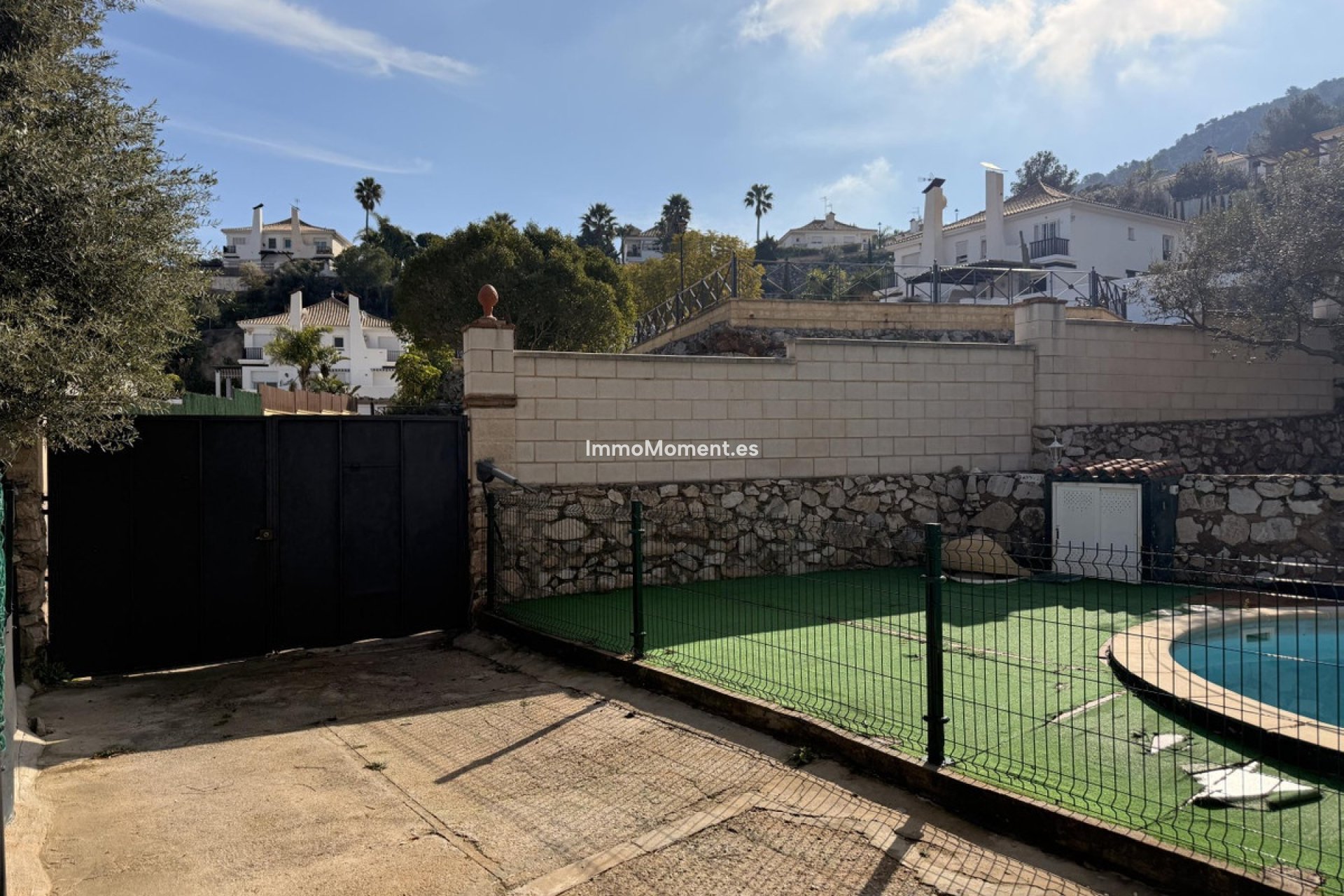 Resale - Villa - Inland  - Alhaurín de la Torre