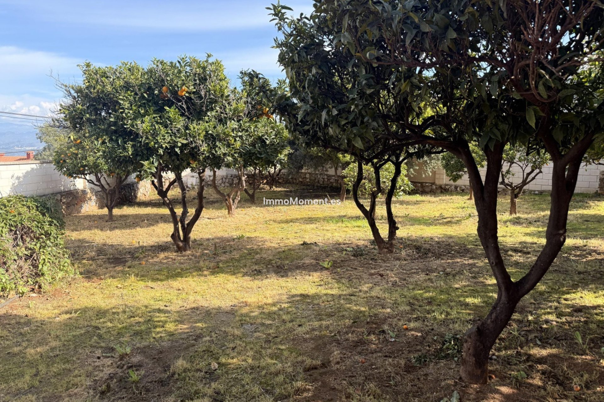 Resale - Villa - Inland  - Alhaurín de la Torre