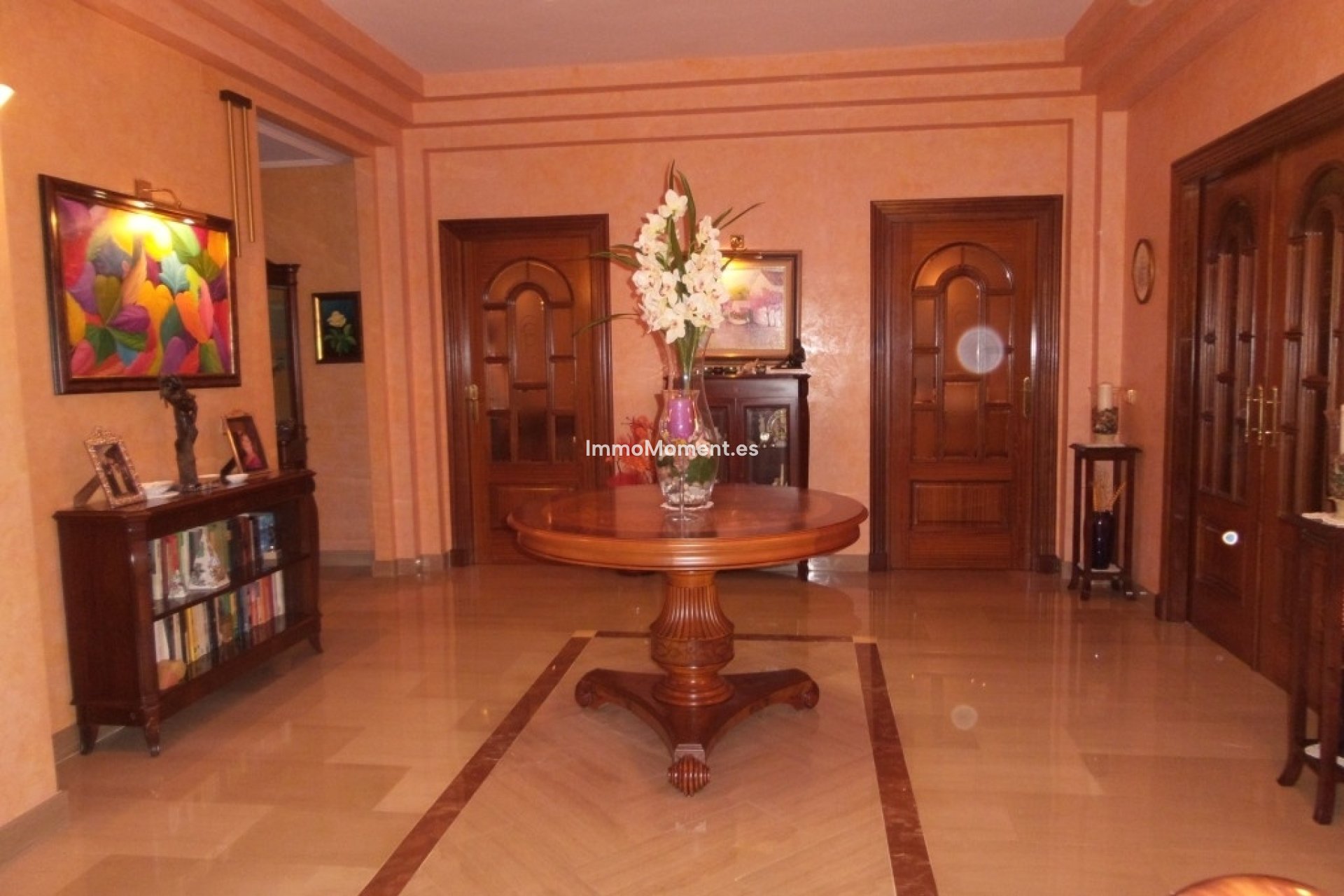 Resale - Villa - Inland  - Alhaurín de la Torre