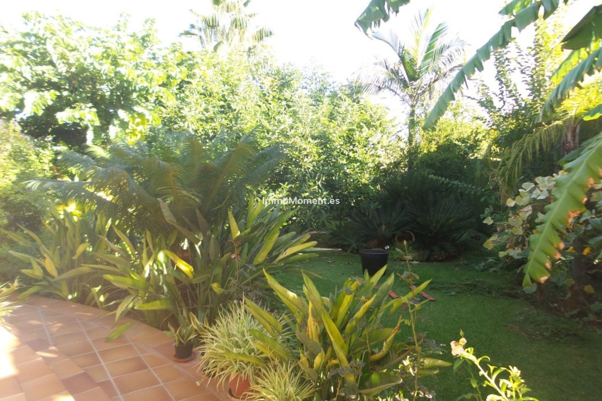 Resale - Villa - Inland  - Alhaurín de la Torre