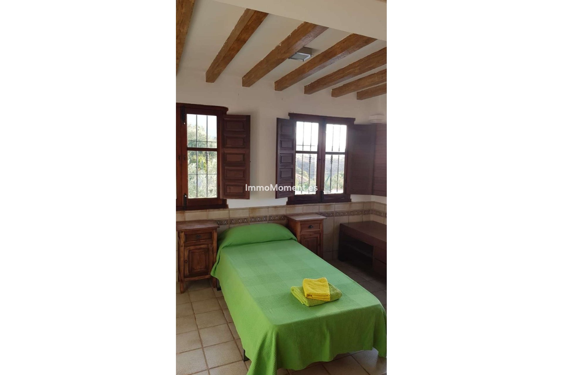 Resale - Villa - Inland  - Alhaurín de la Torre