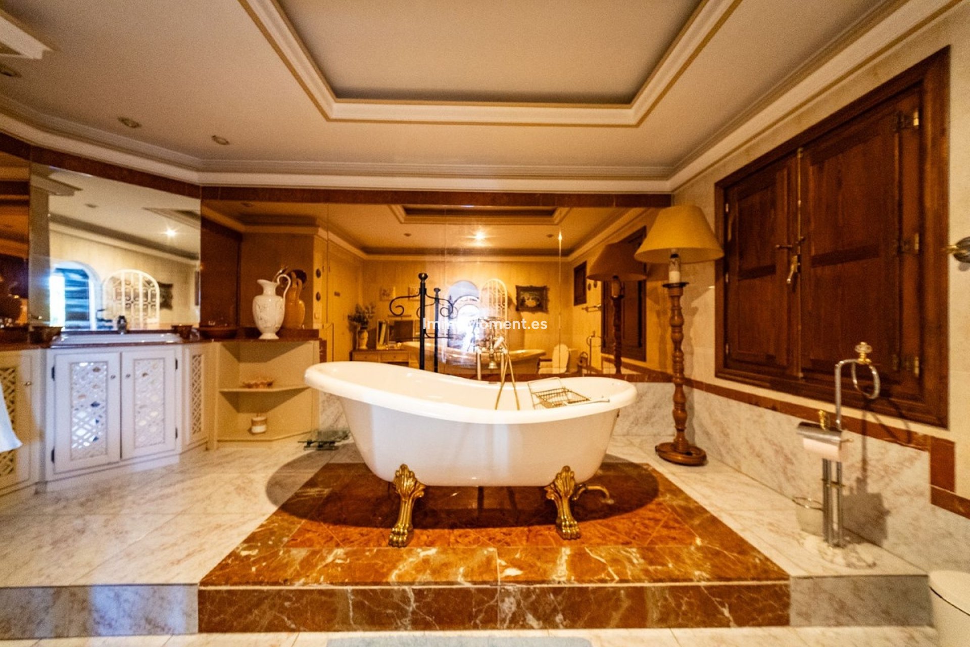 Resale - Villa - Inland  - Alhaurín de la Torre