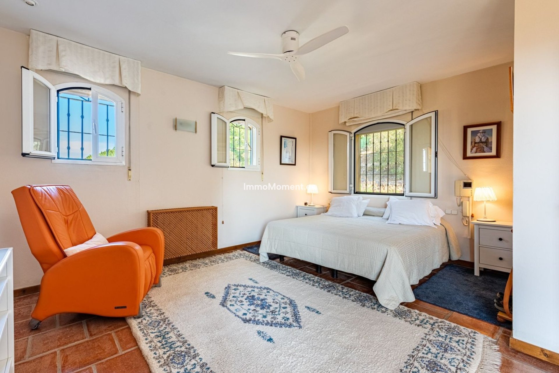 Resale - Villa - Inland  - Alhaurín de la Torre