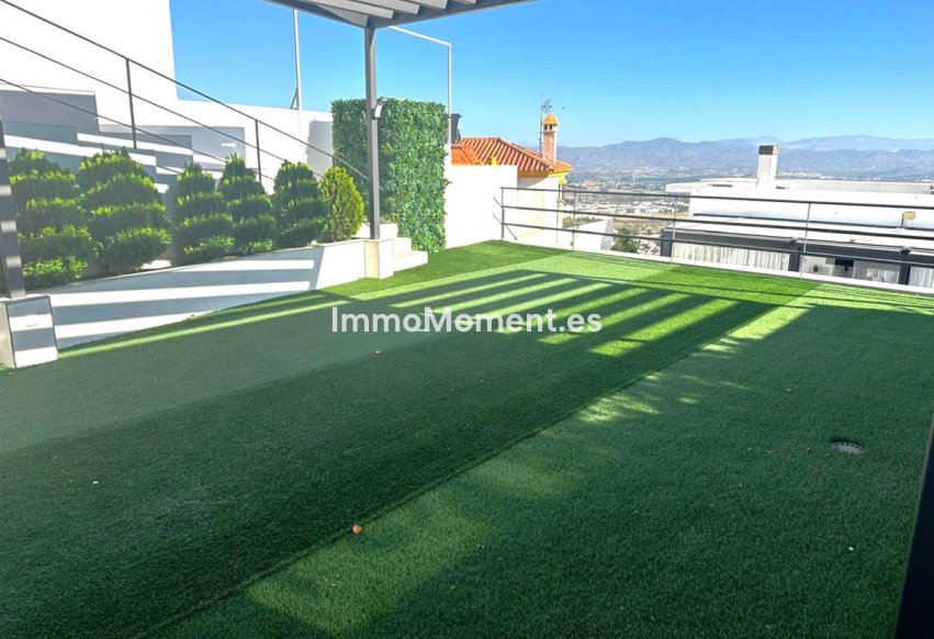 Resale - Villa - Inland  - Alhaurín de la Torre