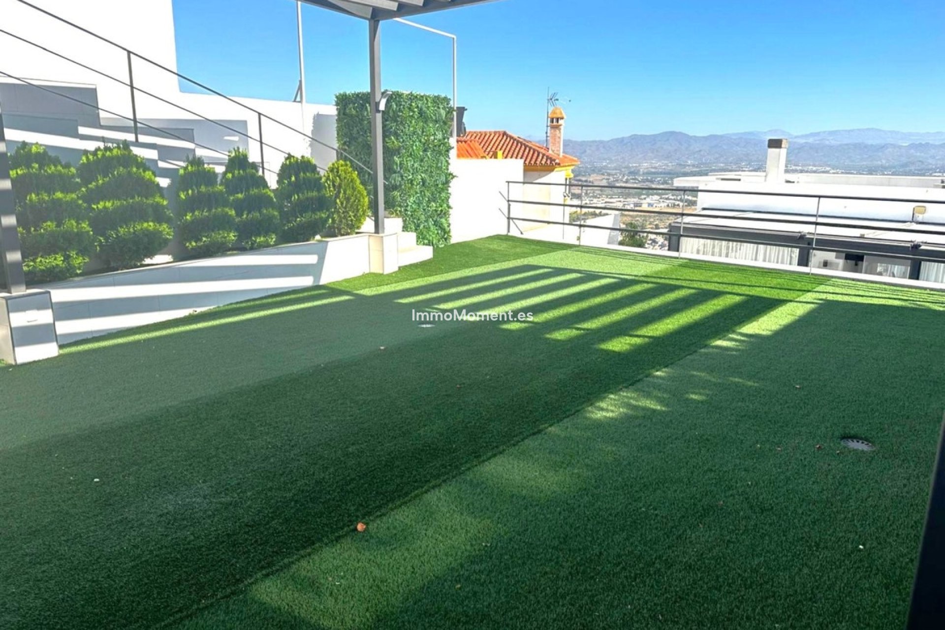 Resale - Villa - Inland  - Alhaurín de la Torre