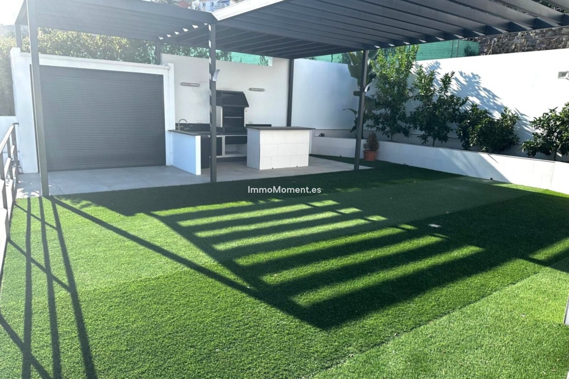 Resale - Villa - Inland  - Alhaurín de la Torre