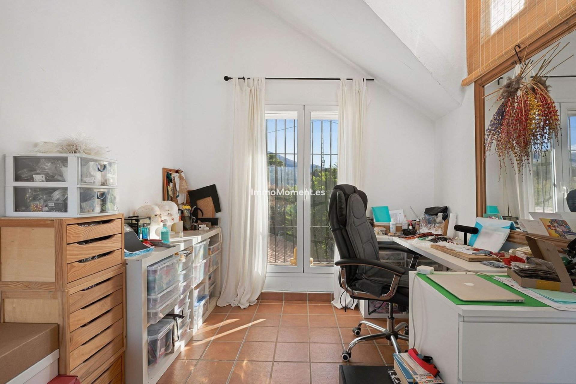 Resale - Villa - Inland  - Alhaurín el Grande Centro