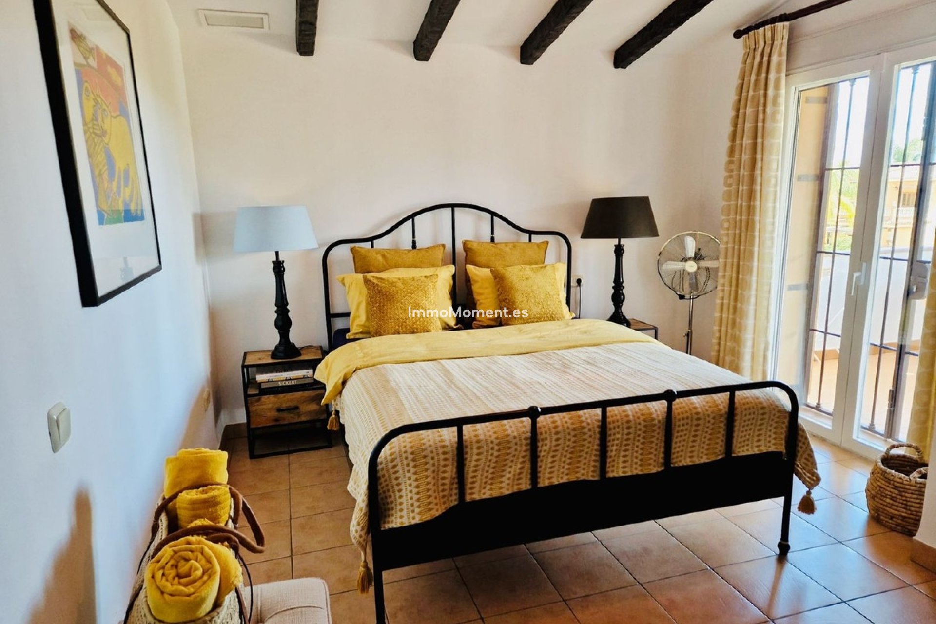 Resale - Villa - Inland  - Alhaurín el Grande Centro