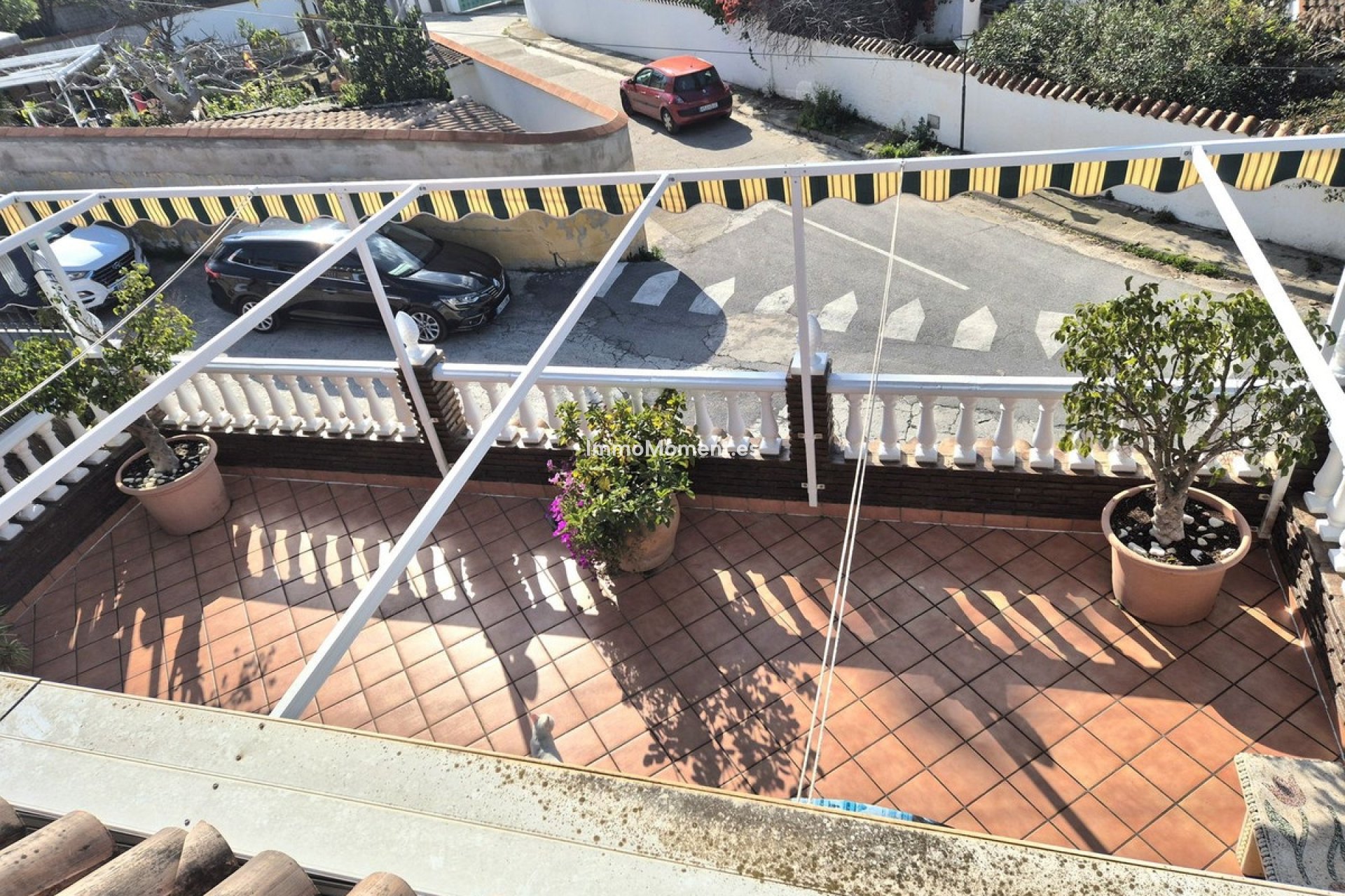 Resale - Villa - Inland  - Alhaurín el Grande Centro