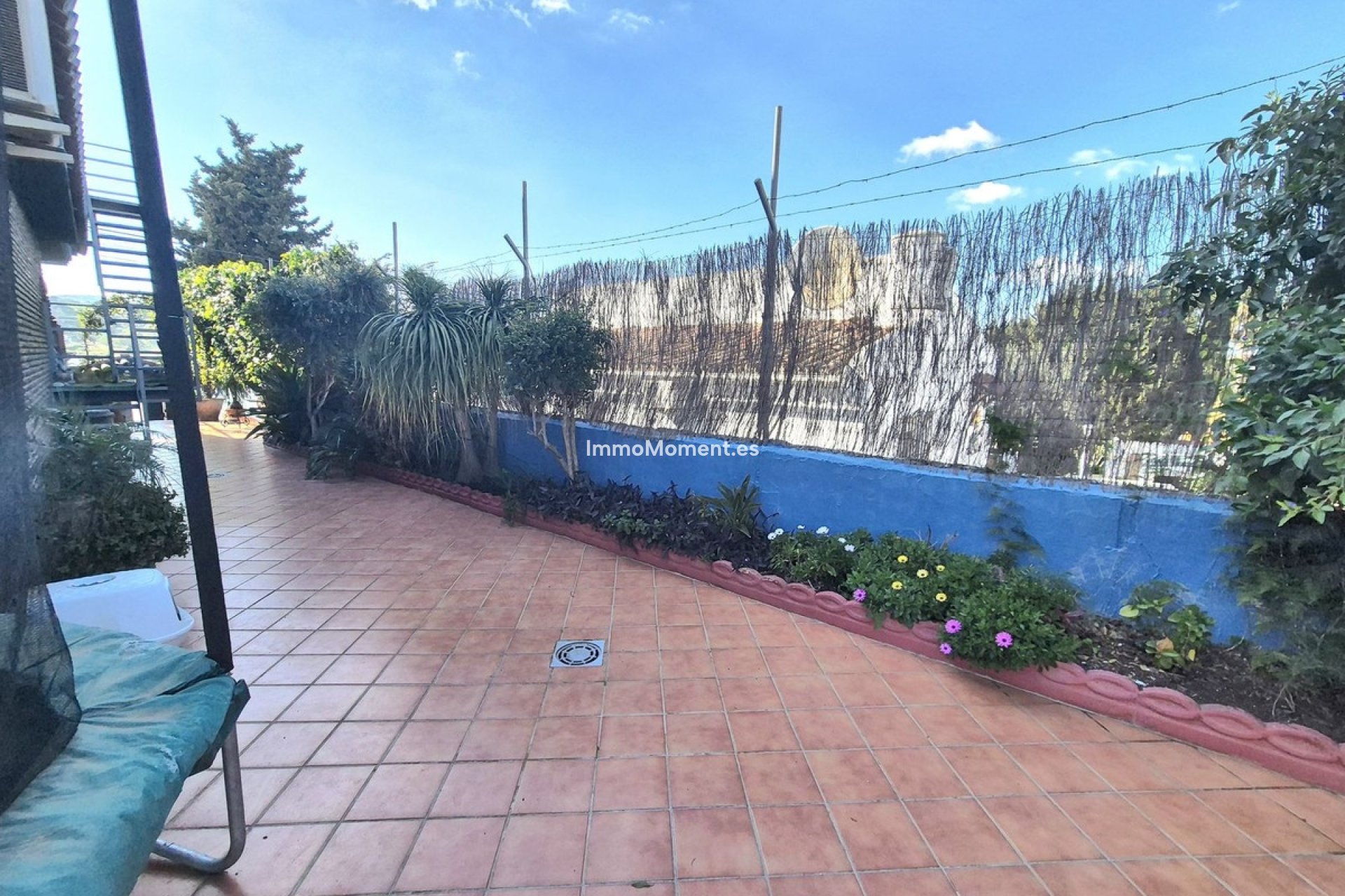 Resale - Villa - Inland  - Alhaurín el Grande Centro