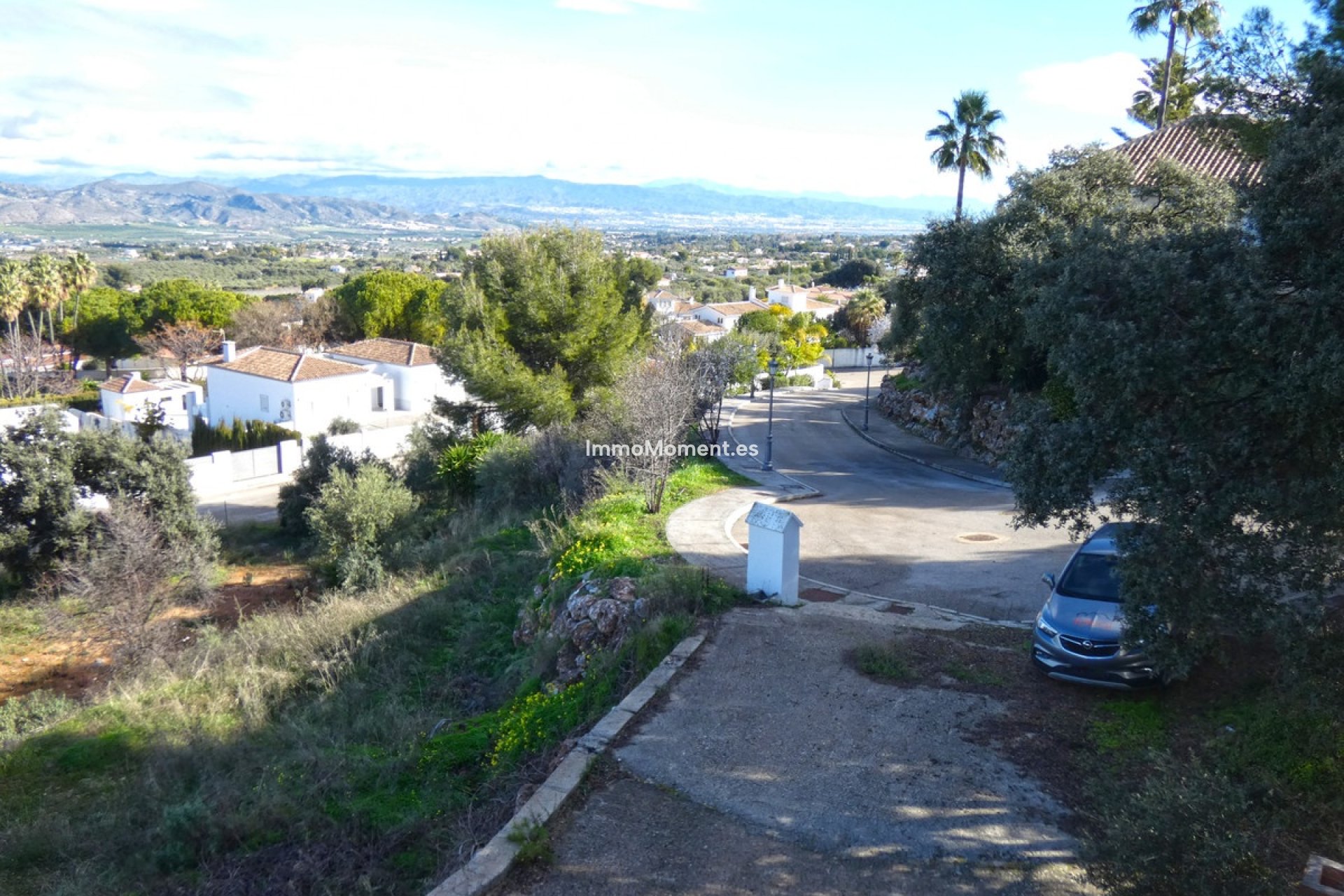 Resale - Villa - Inland  - Alhaurín el Grande Centro