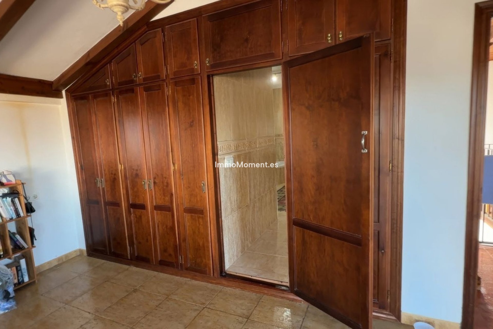 Resale - Villa - Inland  - Alhaurín el Grande Centro