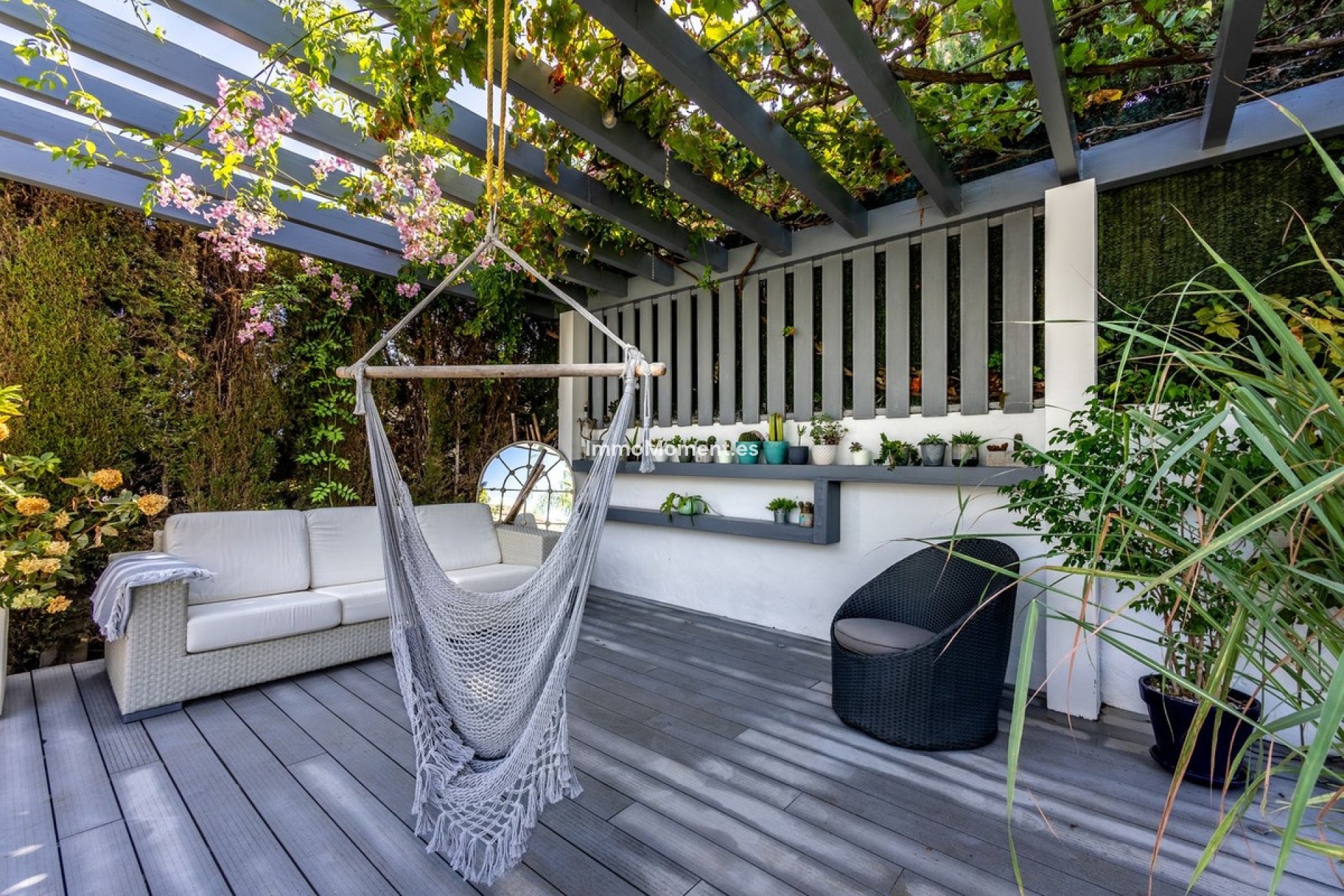 Resale - Villa - Inland  - Alhaurín el Grande Centro