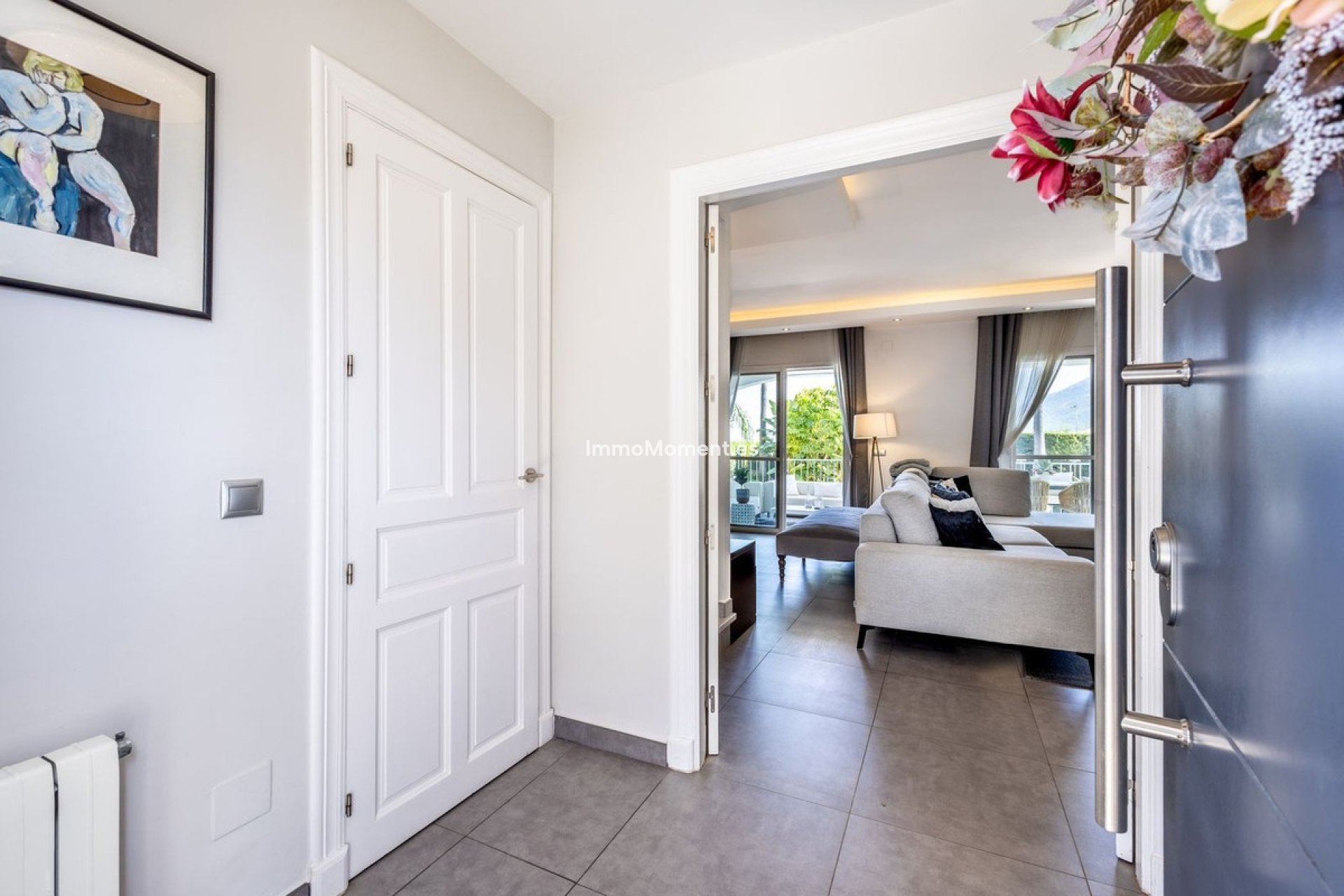 Resale - Villa - Inland  - Alhaurín el Grande Centro