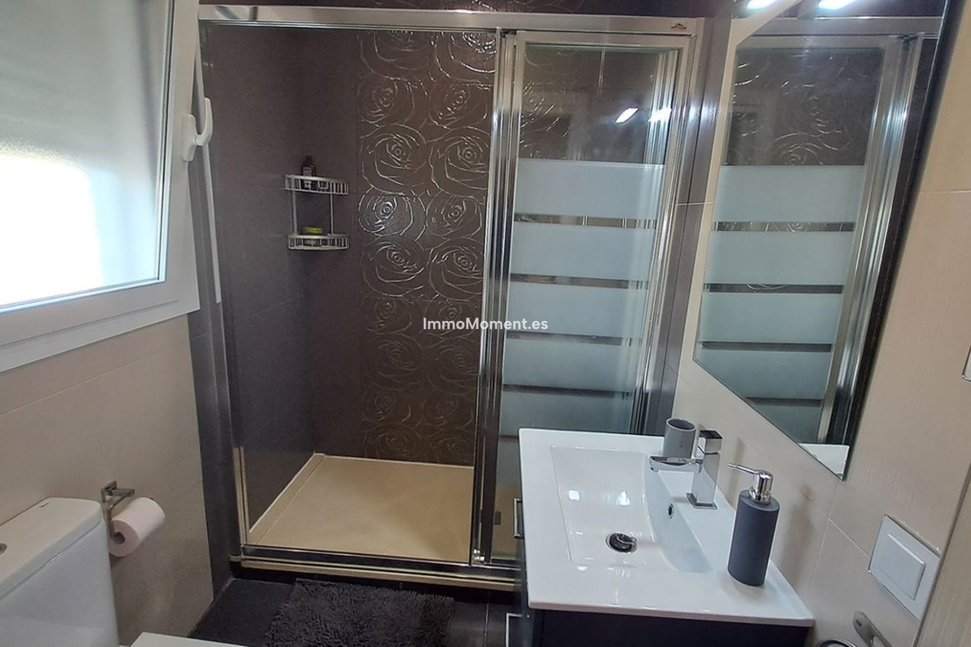 Resale - Villa - Inland  - Alhaurín el Grande Centro