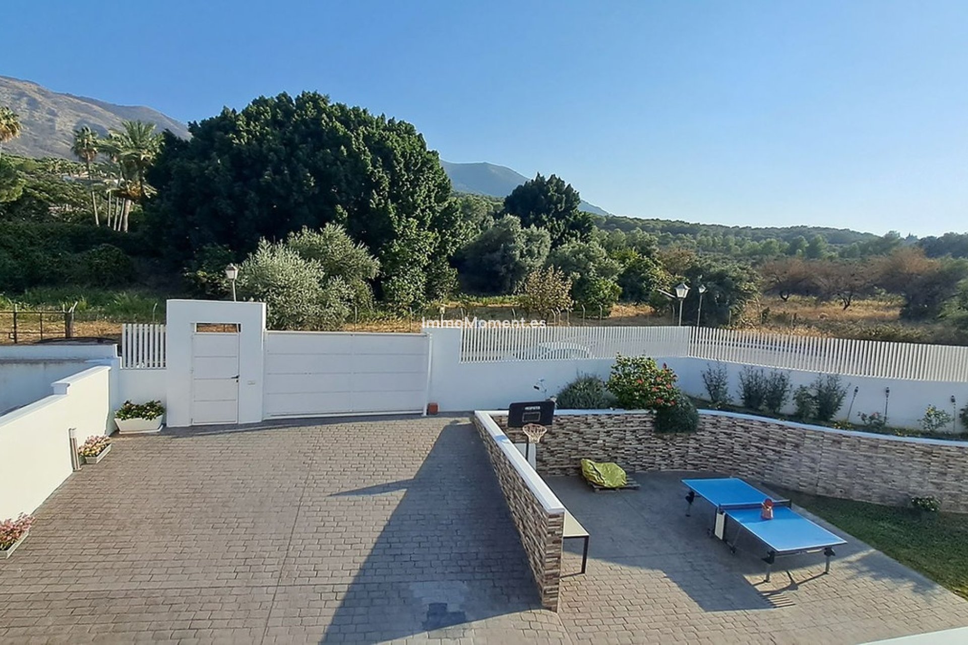 Resale - Villa - Inland  - Alhaurín el Grande Centro