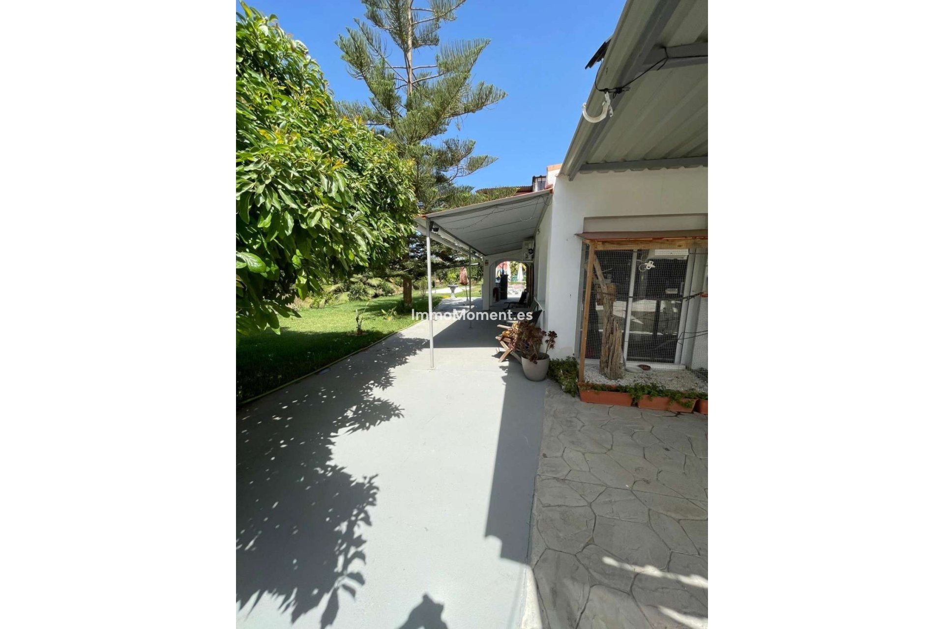 Resale - Villa - Inland  - Alhaurín el Grande Centro