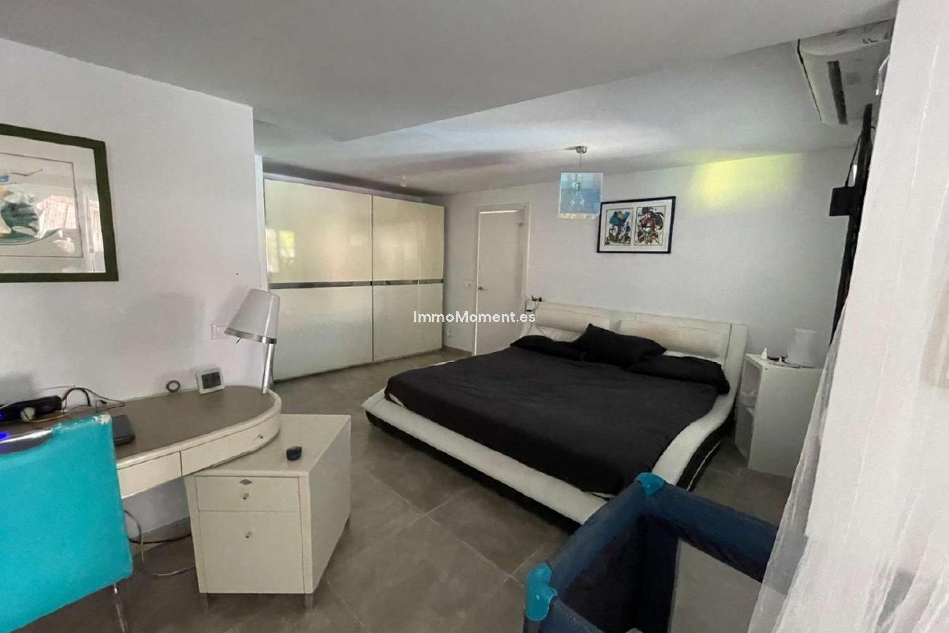 Resale - Villa - Inland  - Alhaurín el Grande Centro