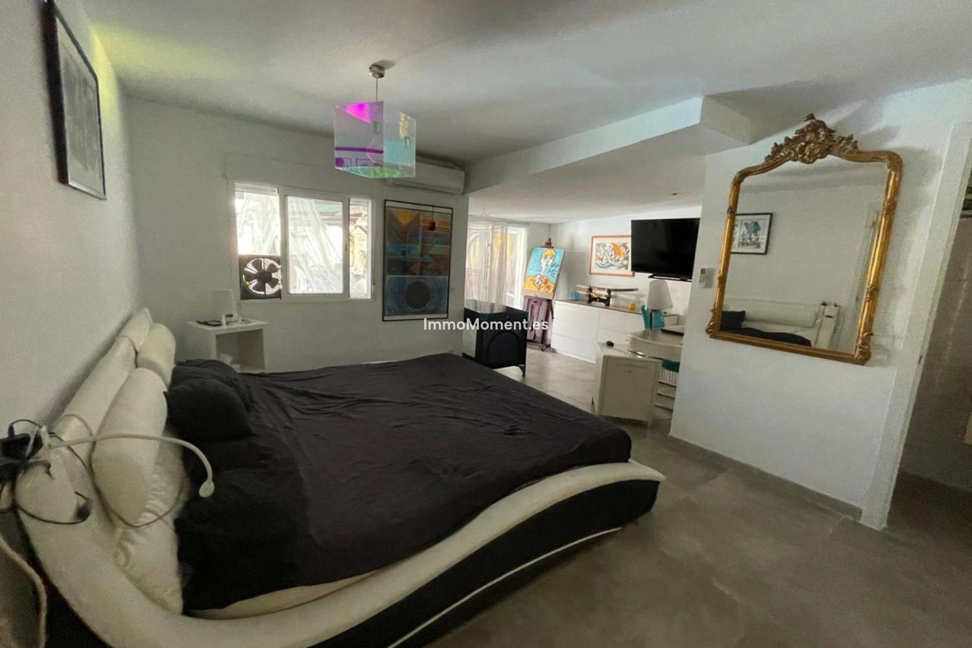 Resale - Villa - Inland  - Alhaurín el Grande Centro