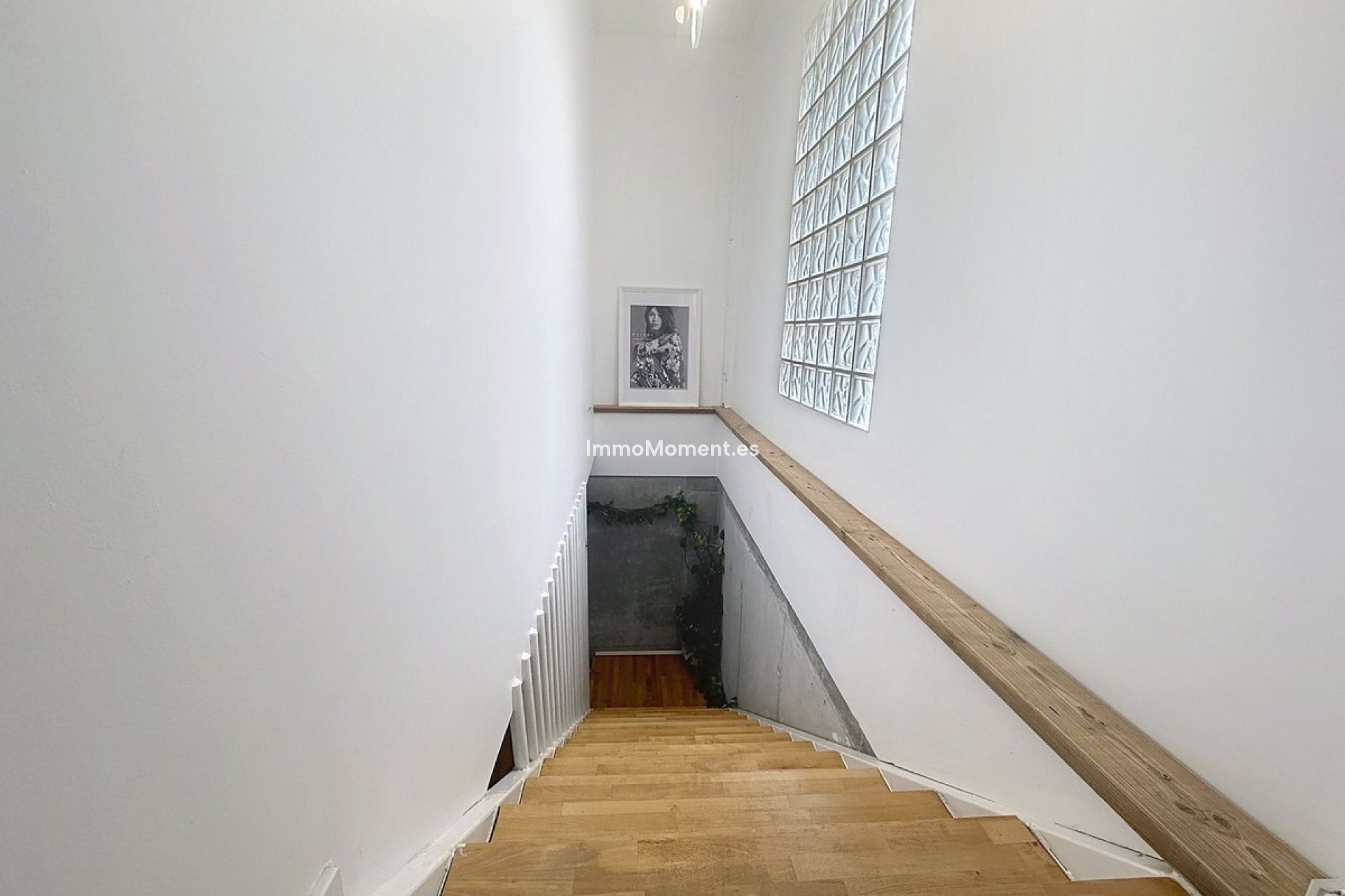 Resale - Villa - Inland  - Alhaurín el Grande Centro