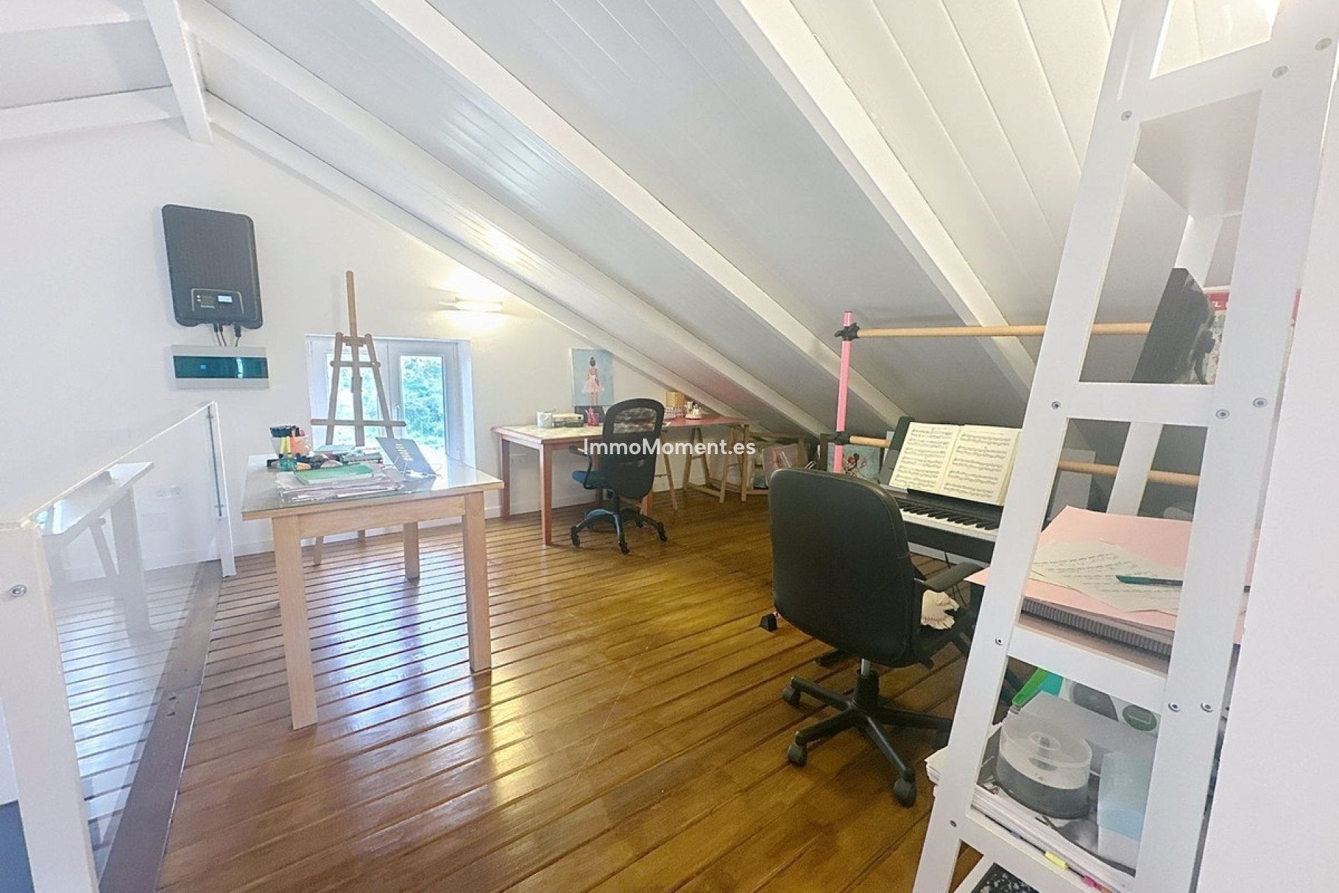 Resale - Villa - Inland  - Alhaurín el Grande Centro