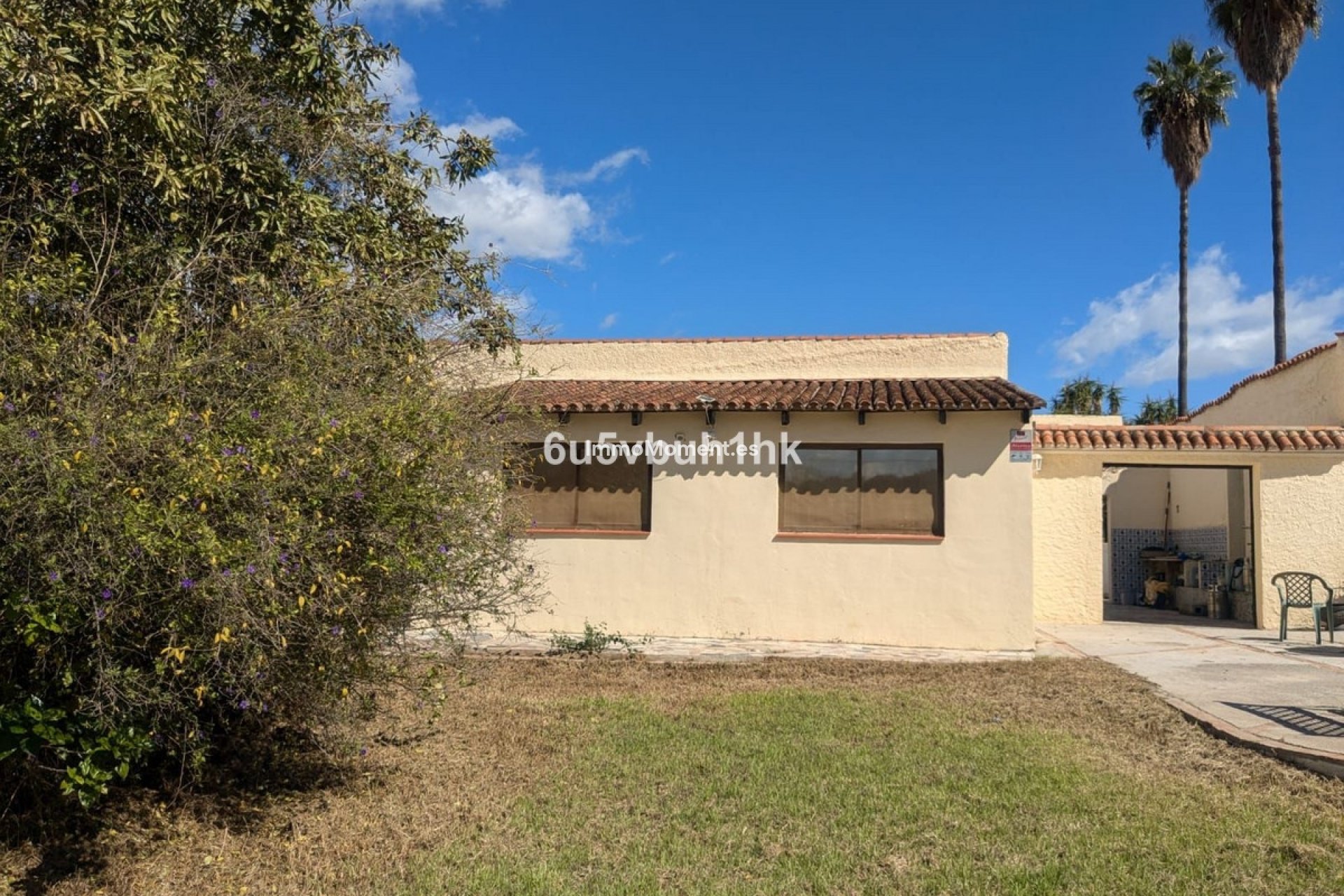 Resale - Villa - Inland  - Alhaurín el Grande Centro