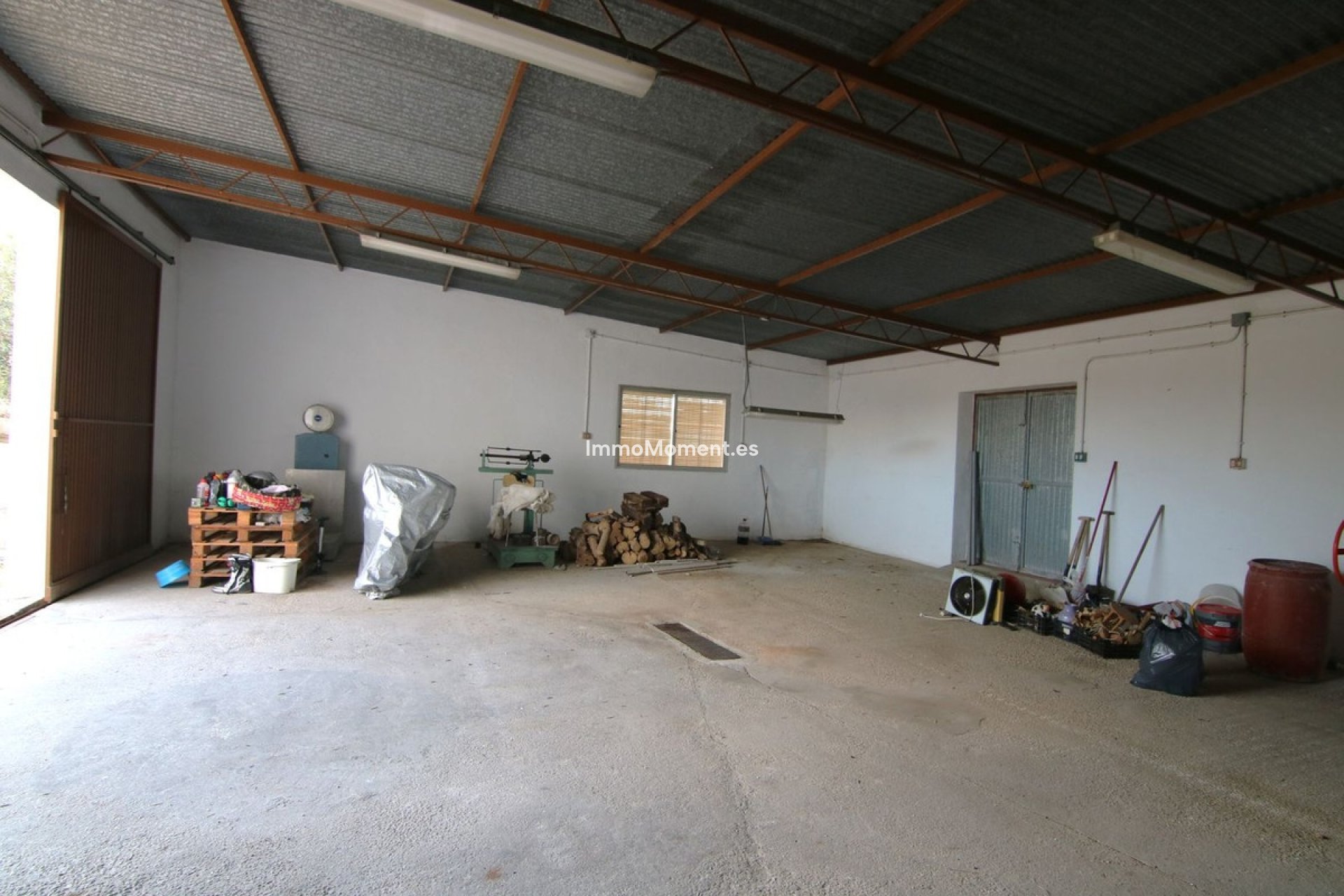 Resale - Villa - Inland  - Alhaurín el Grande Centro