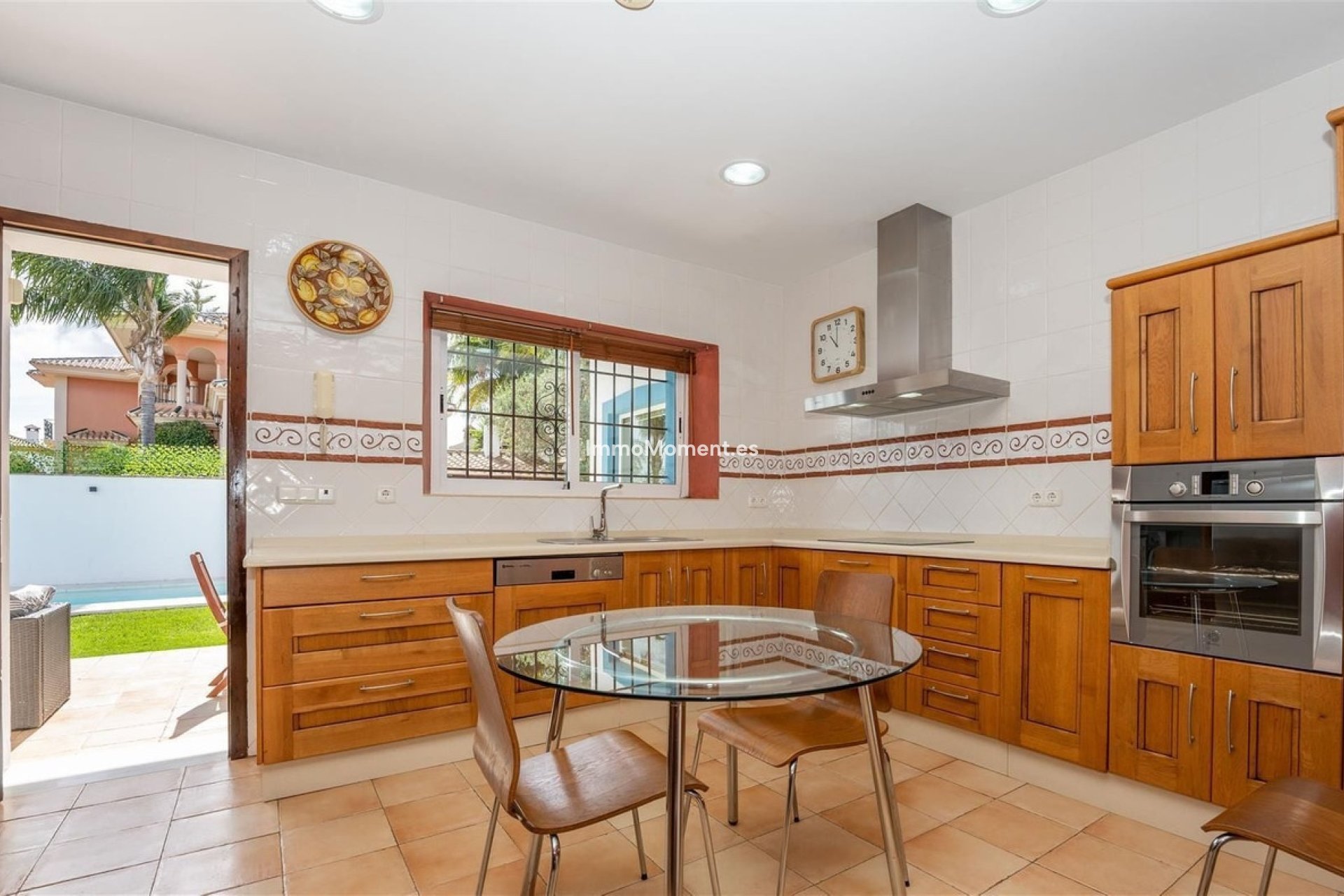 Resale - Villa - Inland  - Alhaurín el Grande Centro