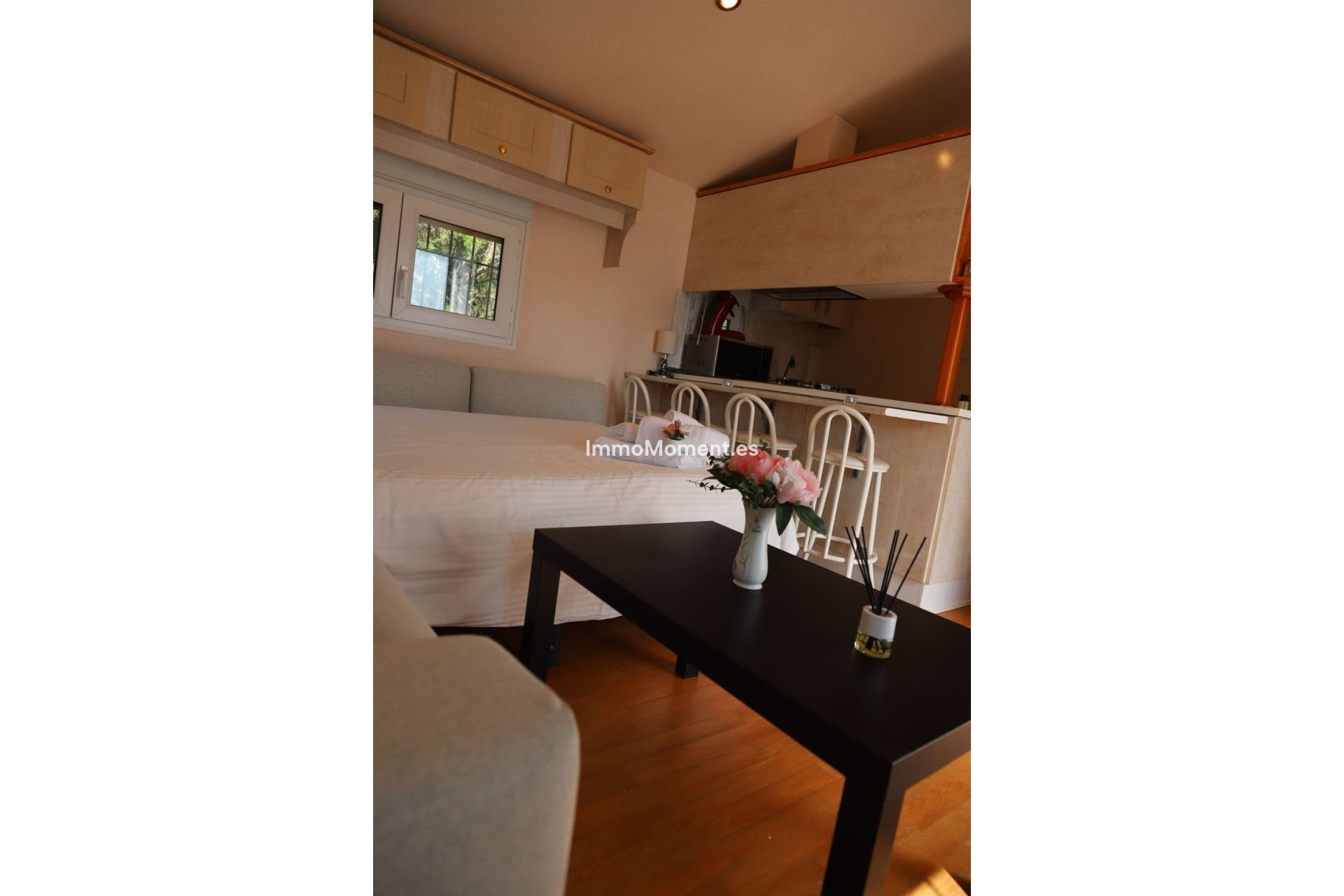 Resale - Villa - Inland  - Alhaurín el Grande Centro