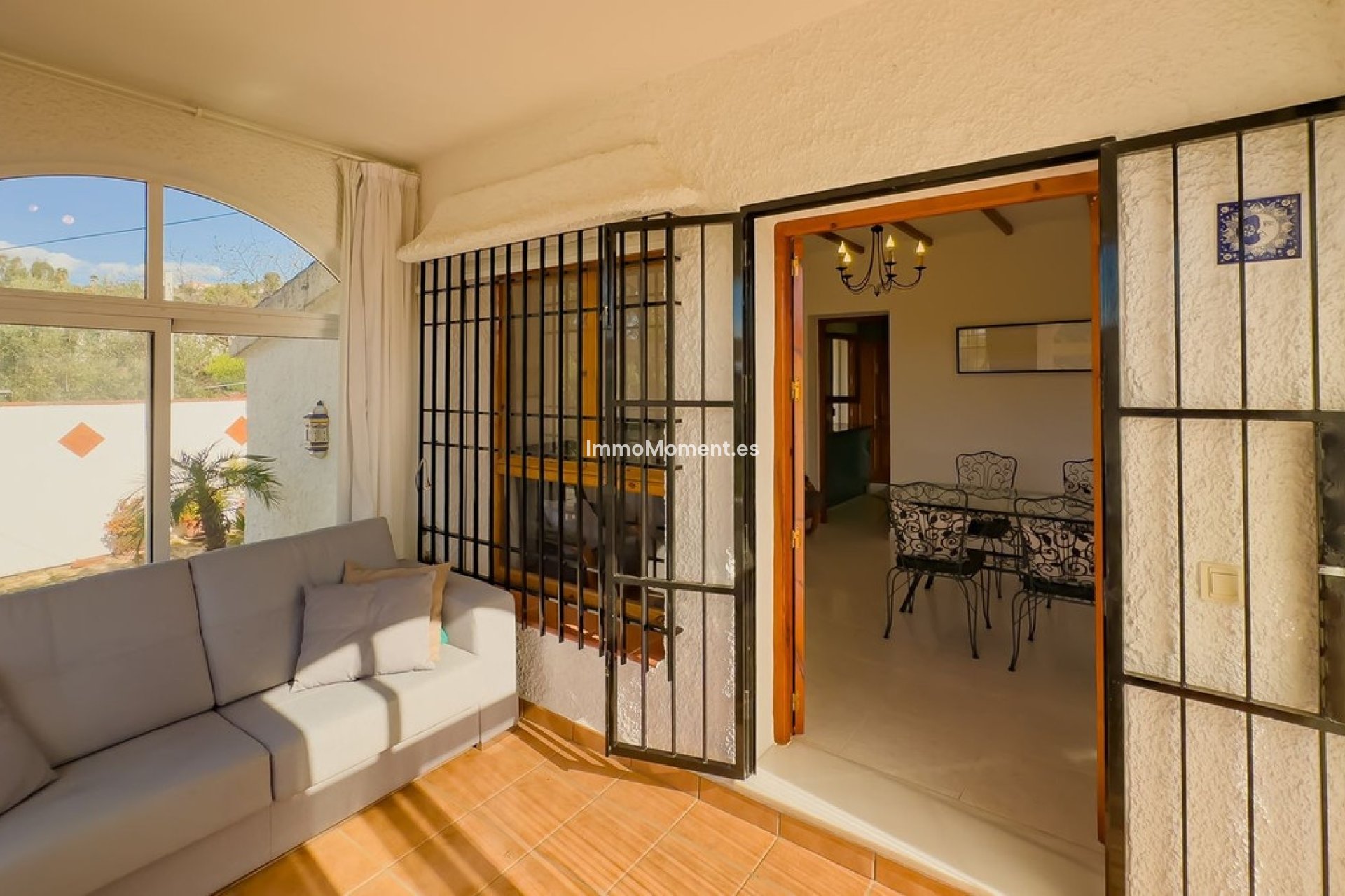 Resale - Villa - Inland  - Almogía