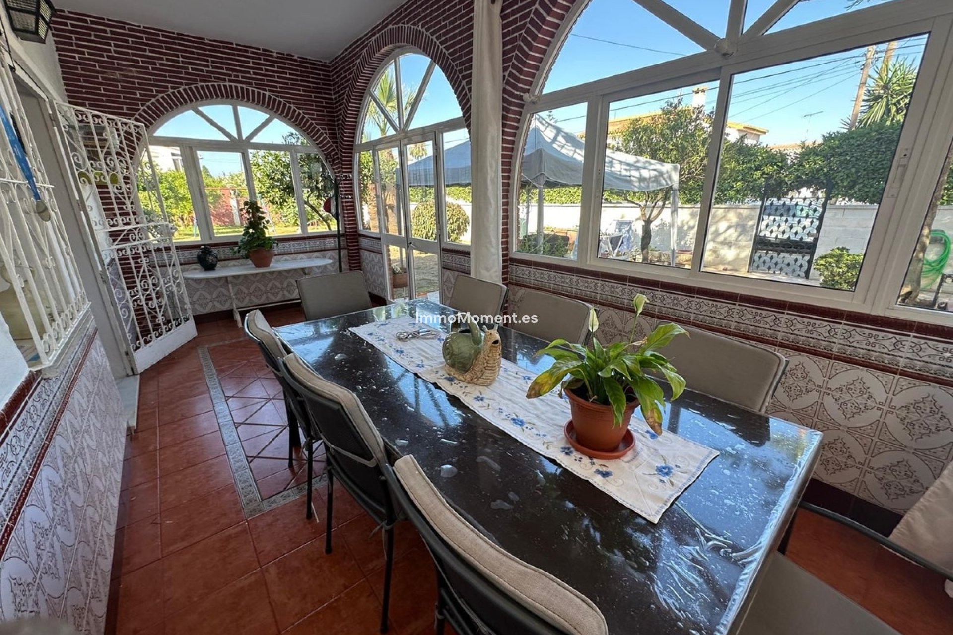 Resale - Villa - Inland  - Churriana