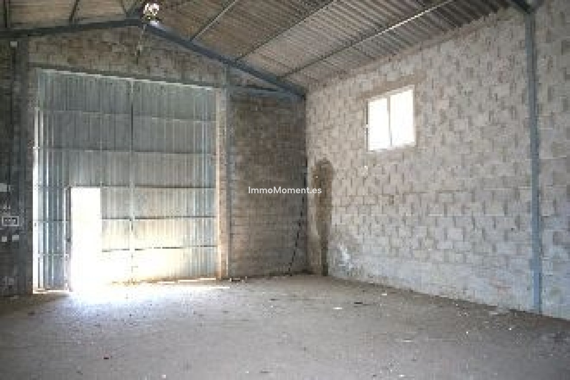 Resale - Villa - Inland  - Coín