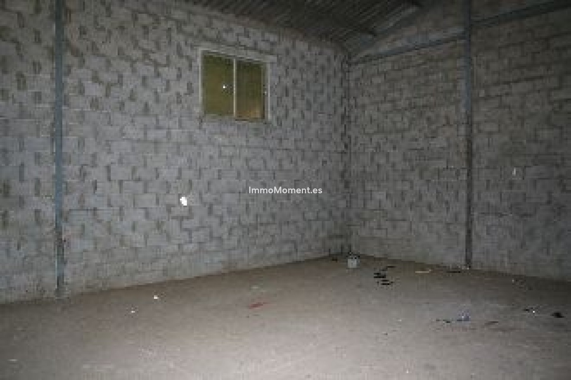 Resale - Villa - Inland  - Coín