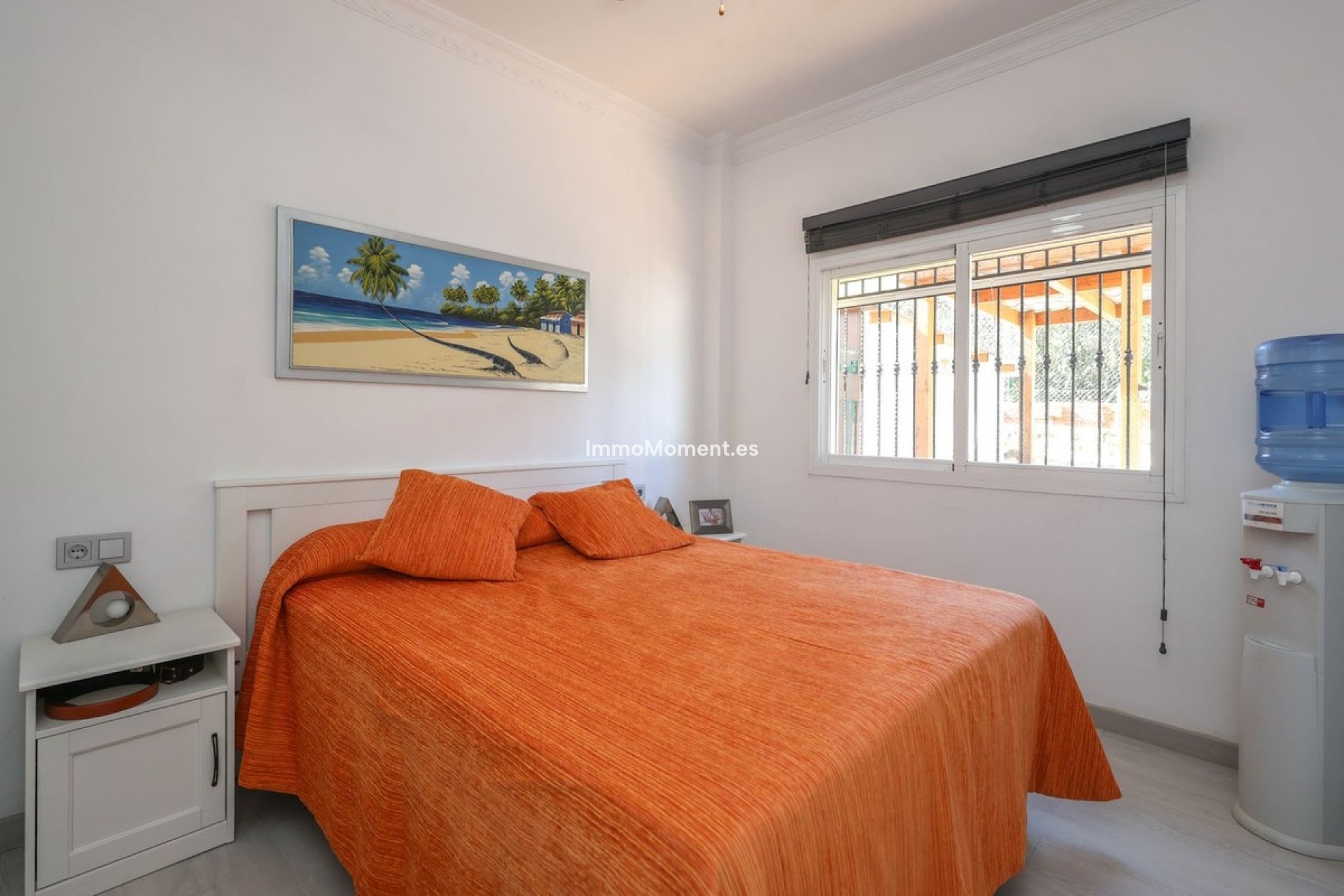 Resale - Villa - Inland  - Coín