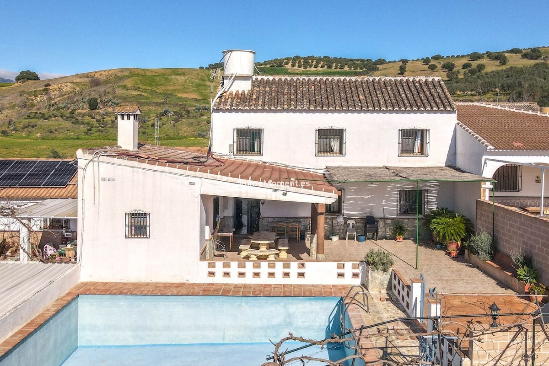 Resale - Villa - Inland  - Coín